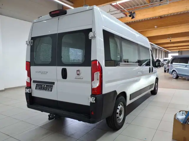 Fiat Ducato view 4