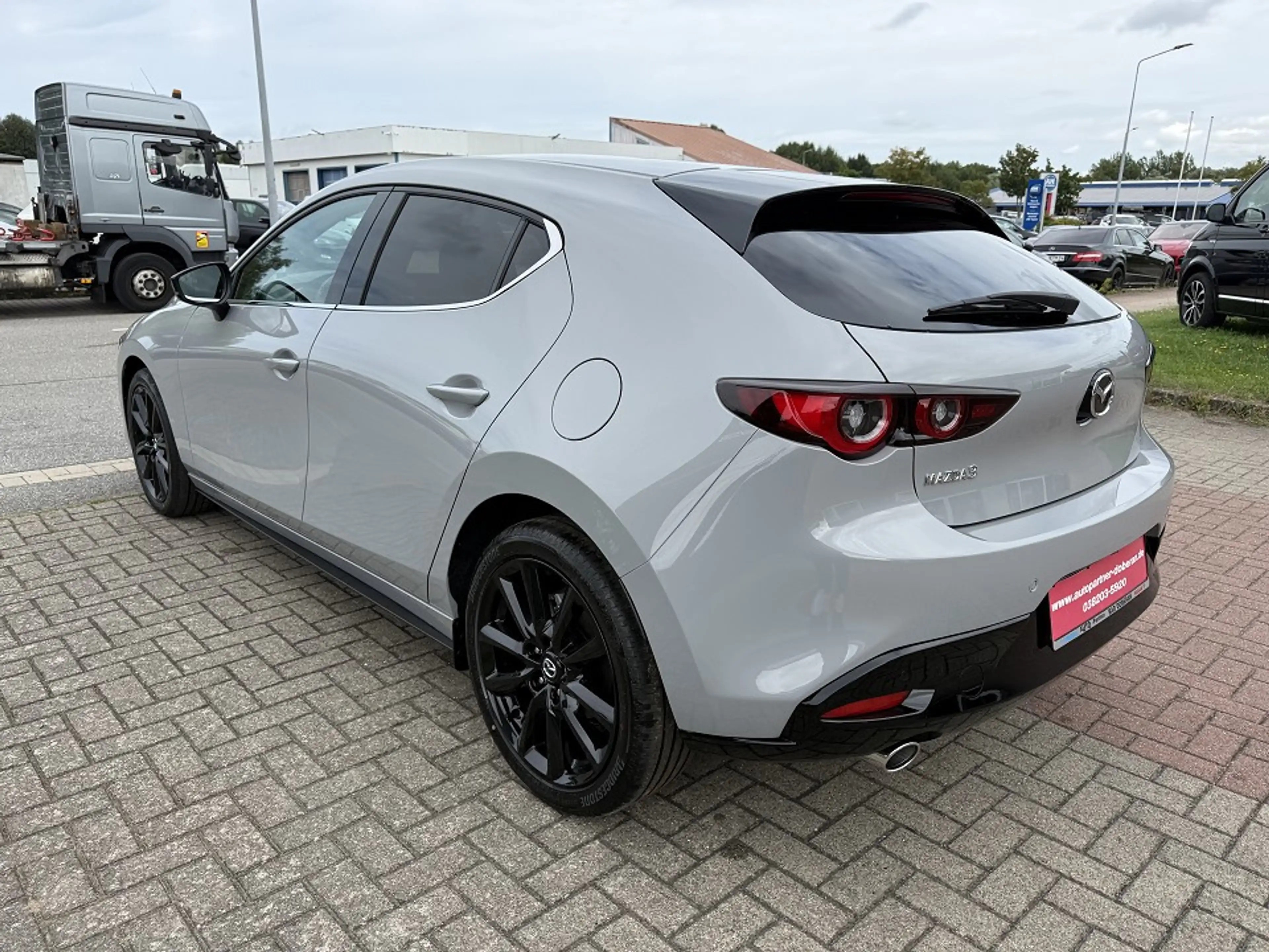 Mazda 3 2027 2.5L e-SKYACTIV G 140ps 6AT Homura — photo 5