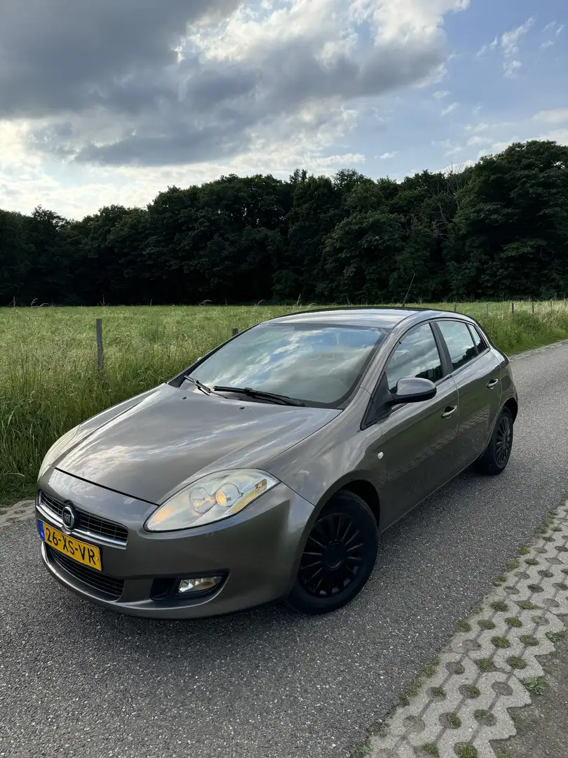 Fiat Bravo 1.4 Dynamic Marrón - 1