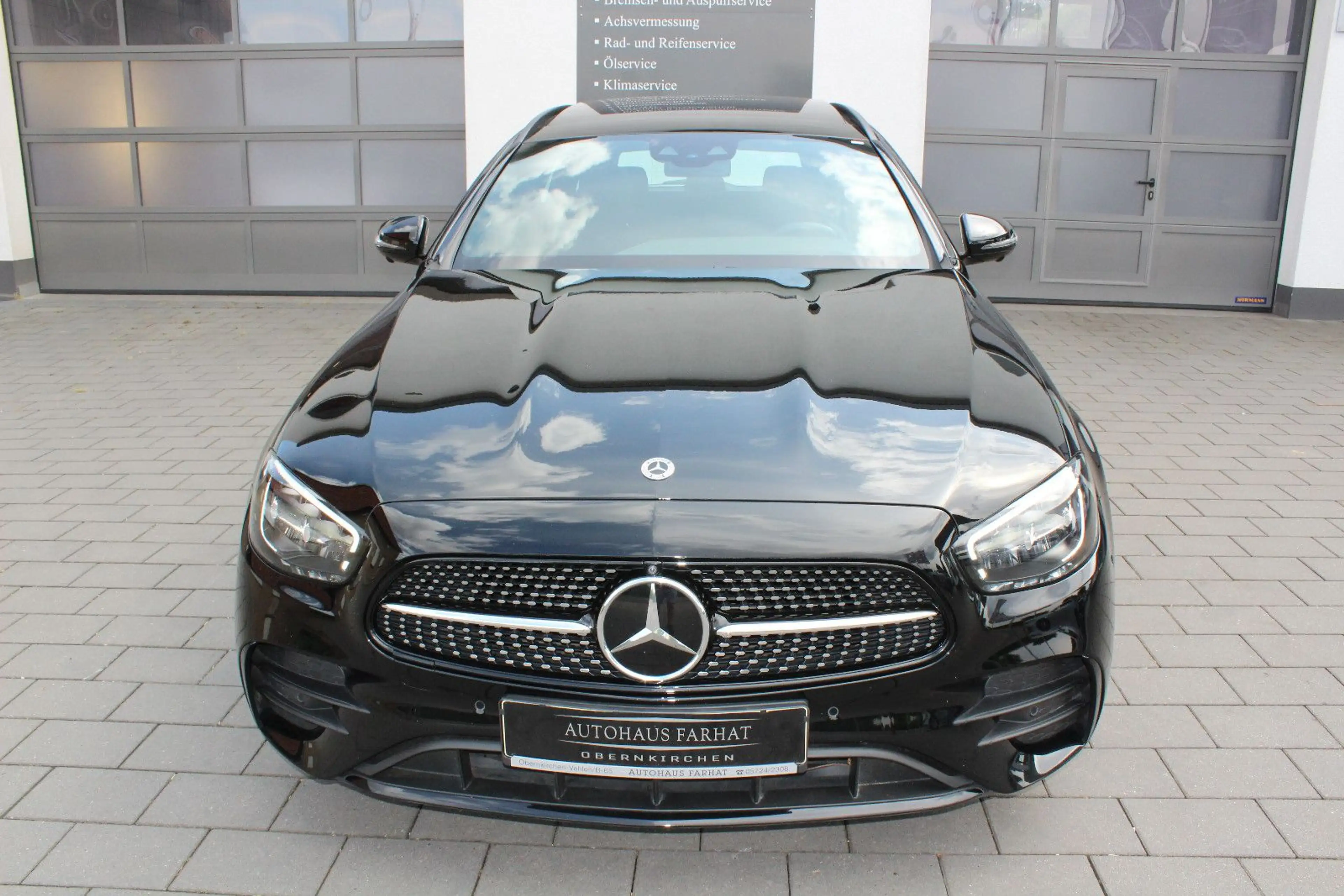 Mercedes-Benz E 400 d 4-Matic AMG Line (PANORAMADACH,HEAD-UP) — photo 7