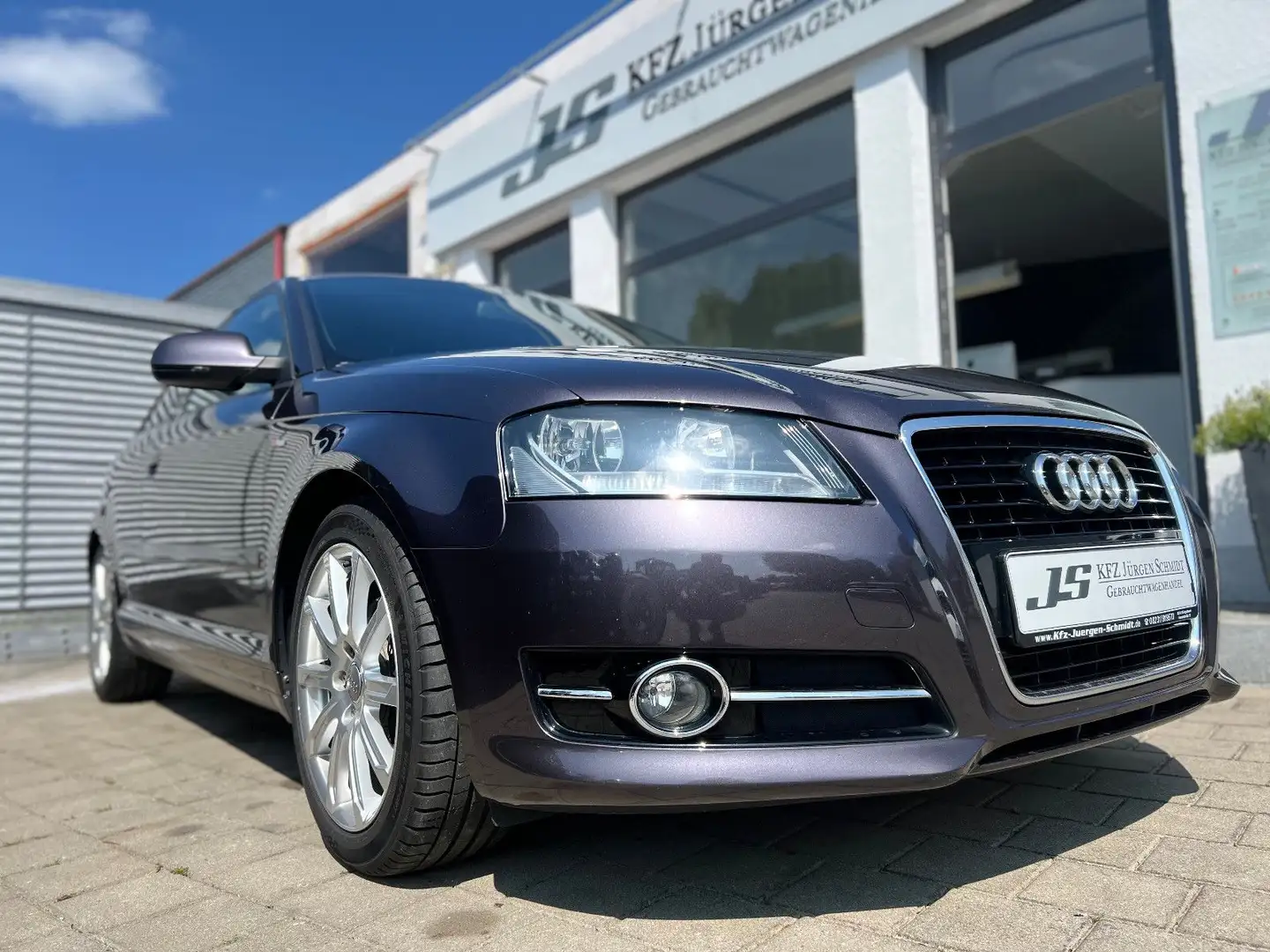 Audi A3 1.8 TFSI S line Sportpaket plus TÜV NEU Grau - 1