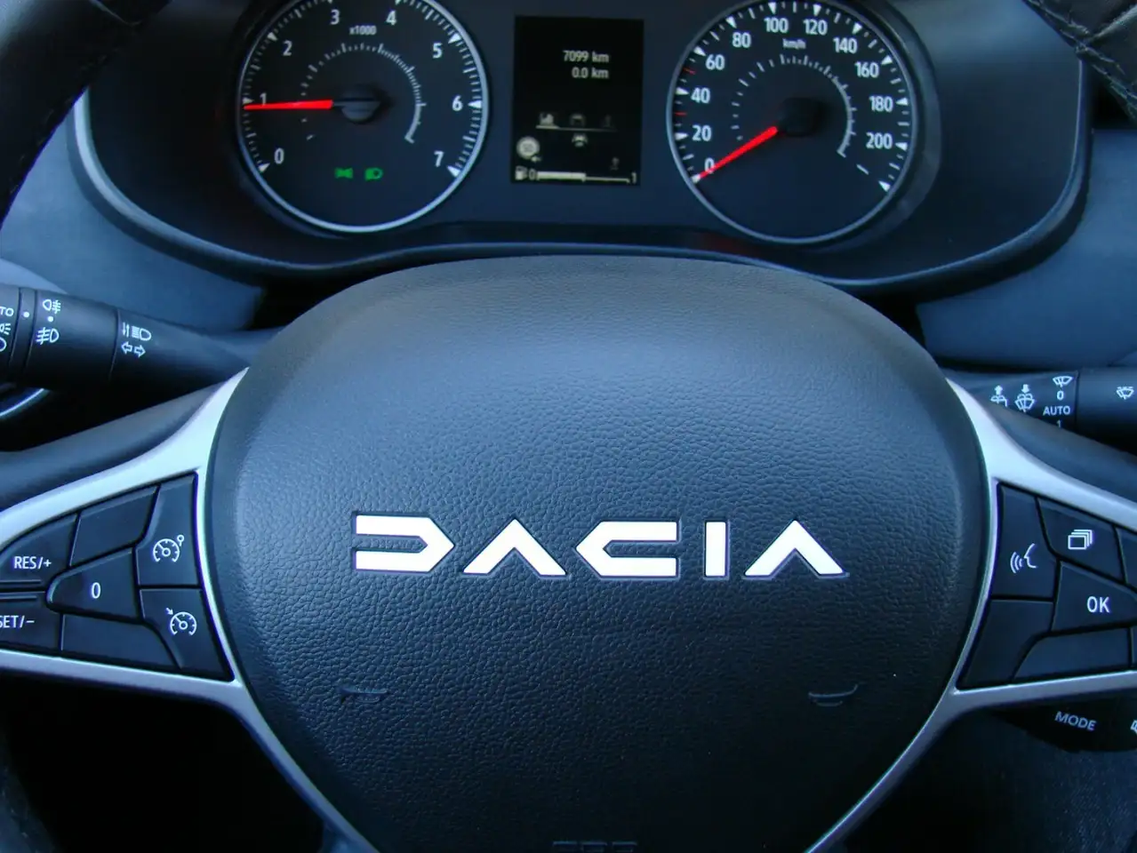 Dacia Jogger 1,0TDCi LPG Stepway Extreme+ Tempomat Kamera 10