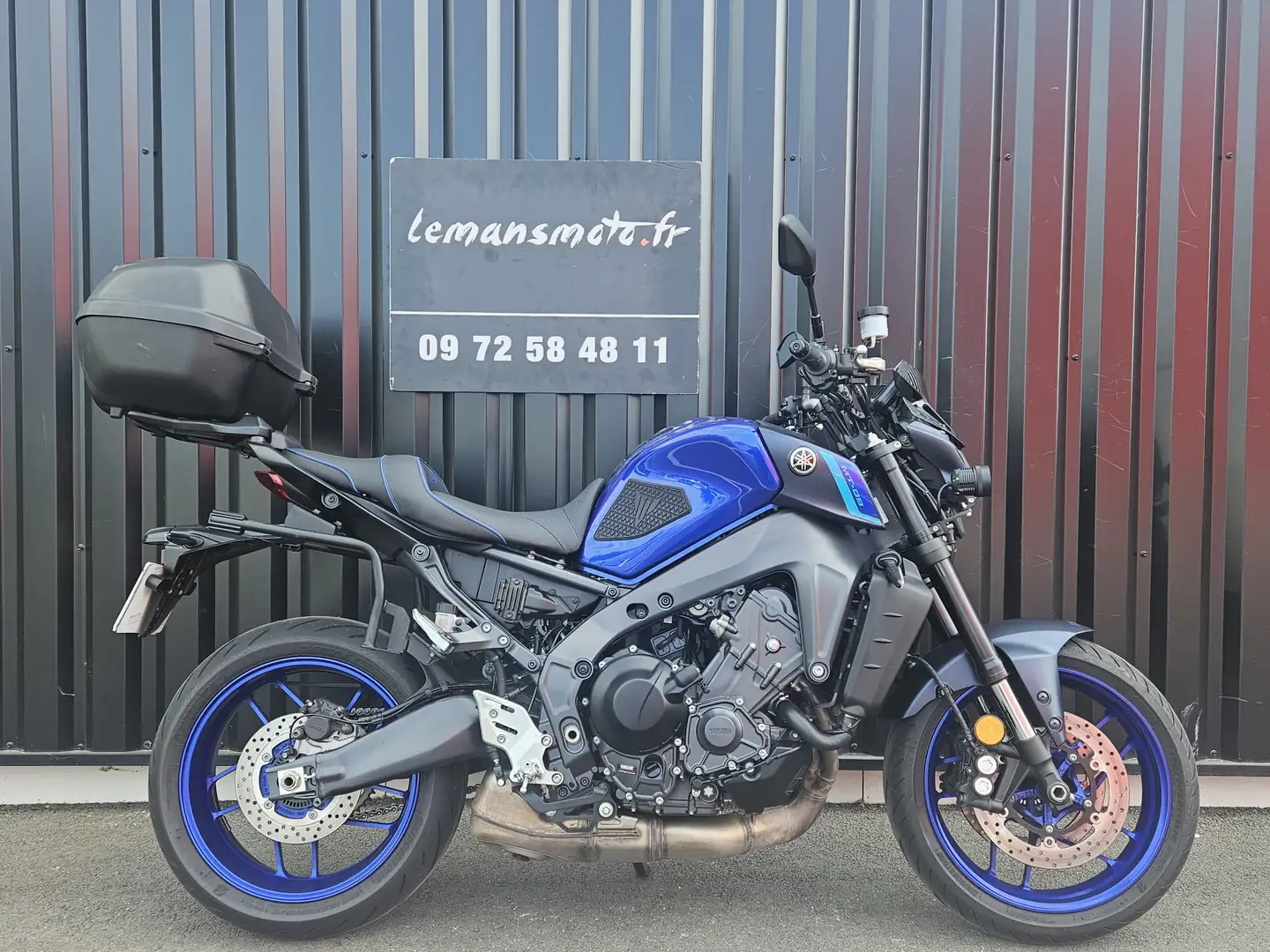 Yamaha MT-09 - 1
