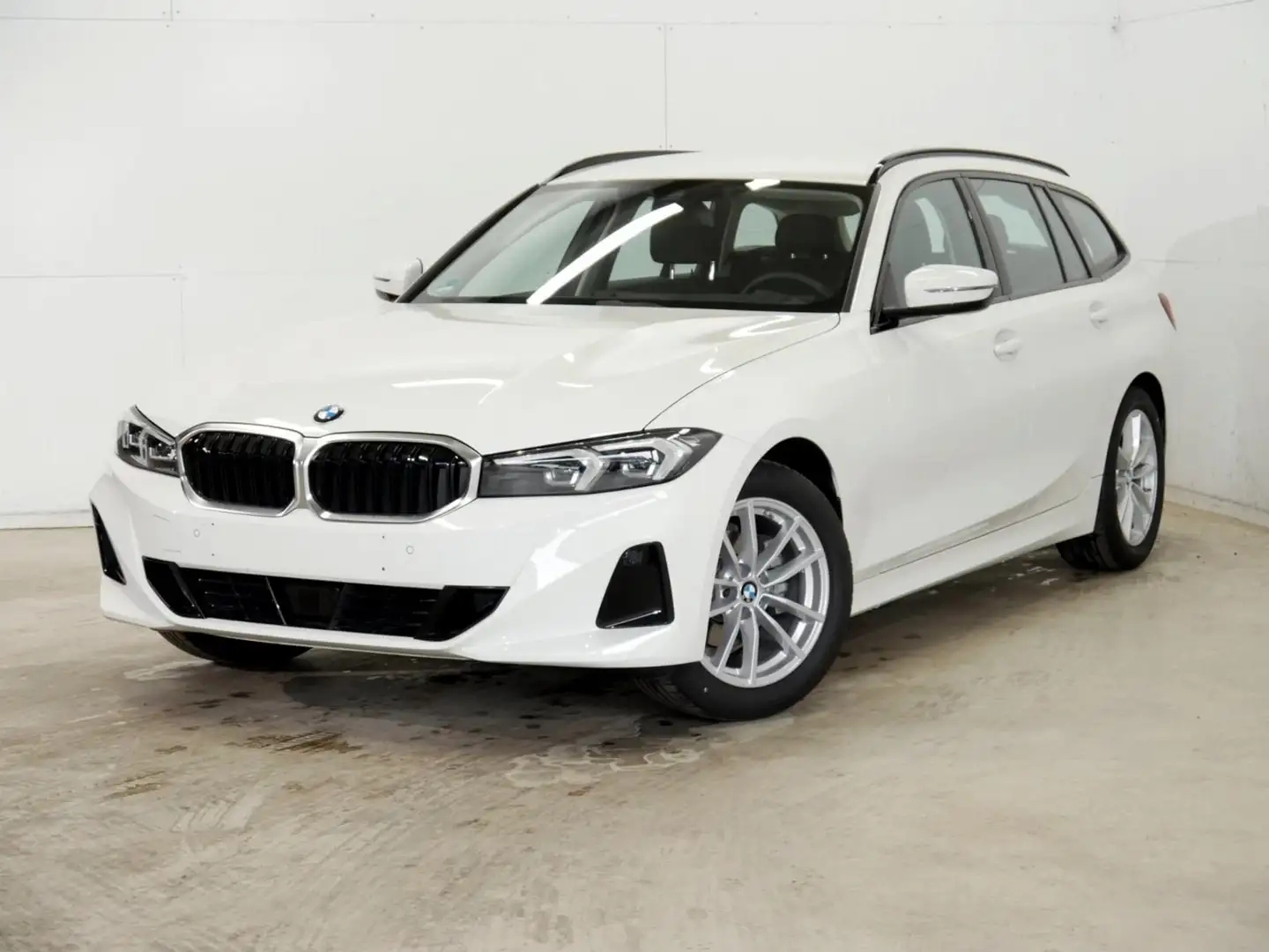 BMW 320 320i Touring HeadUp Widesreen LiveCockpProf RFK Blanc - 1