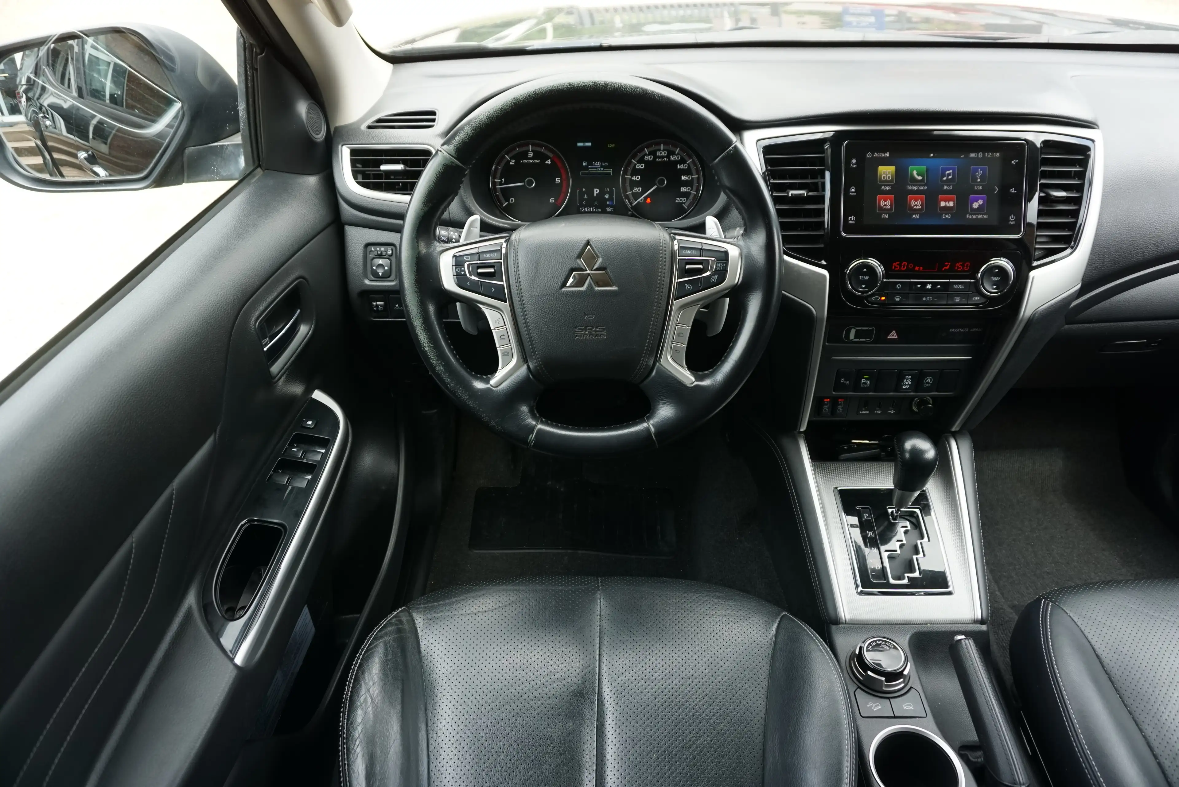 Mitsubishi L200 2.3 DI-D 4WD TVA-BTW RECUP AUTO CAM NAVI CLIM 6d-T — photo 15