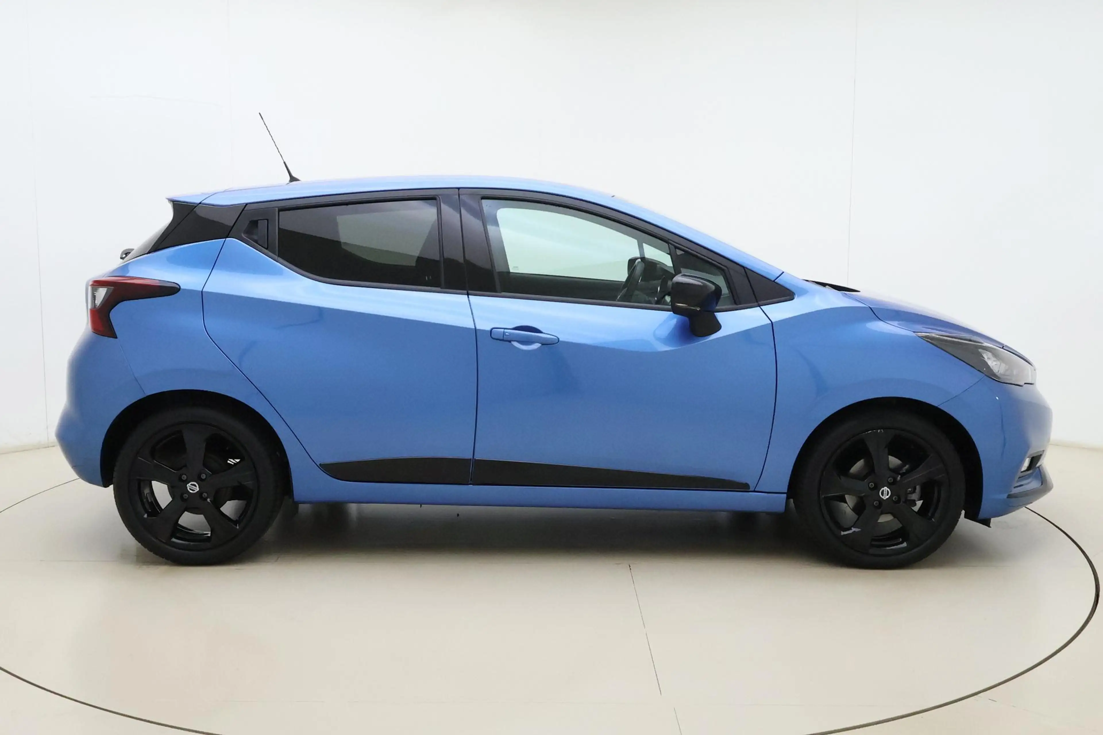 Nissan Micra 1.0 IG-T N-Sport Climate Control | Camera | LM vel — photo 10