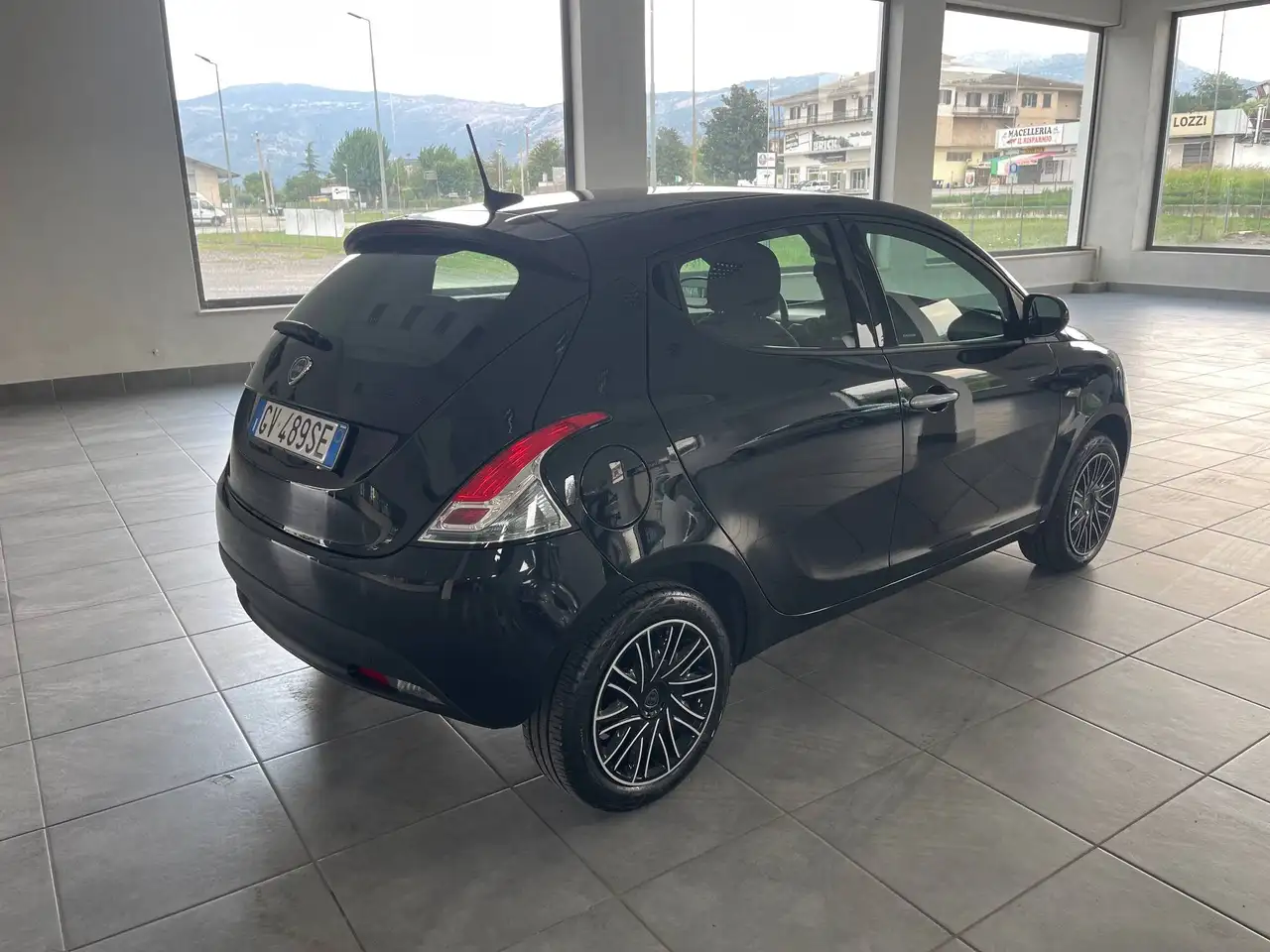 Lancia Ypsilon 2024