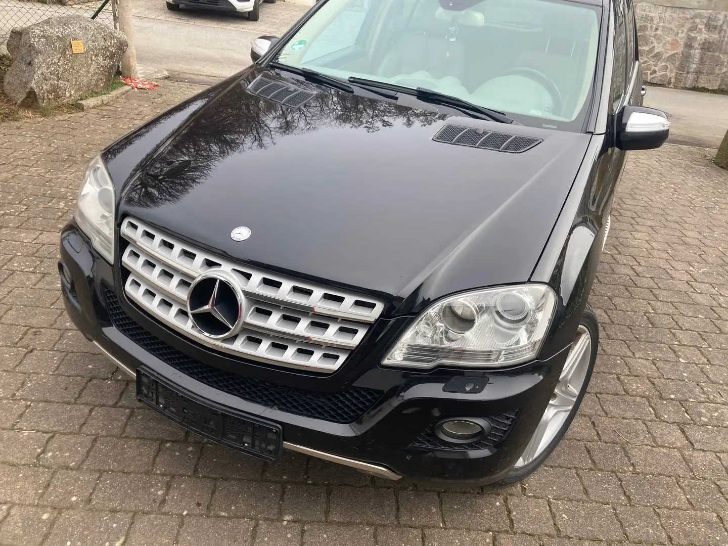 Mercedes-Benz ML 420 ML 420 CDI 4Matic 7G-TRONIC DPF Schwarz - 2