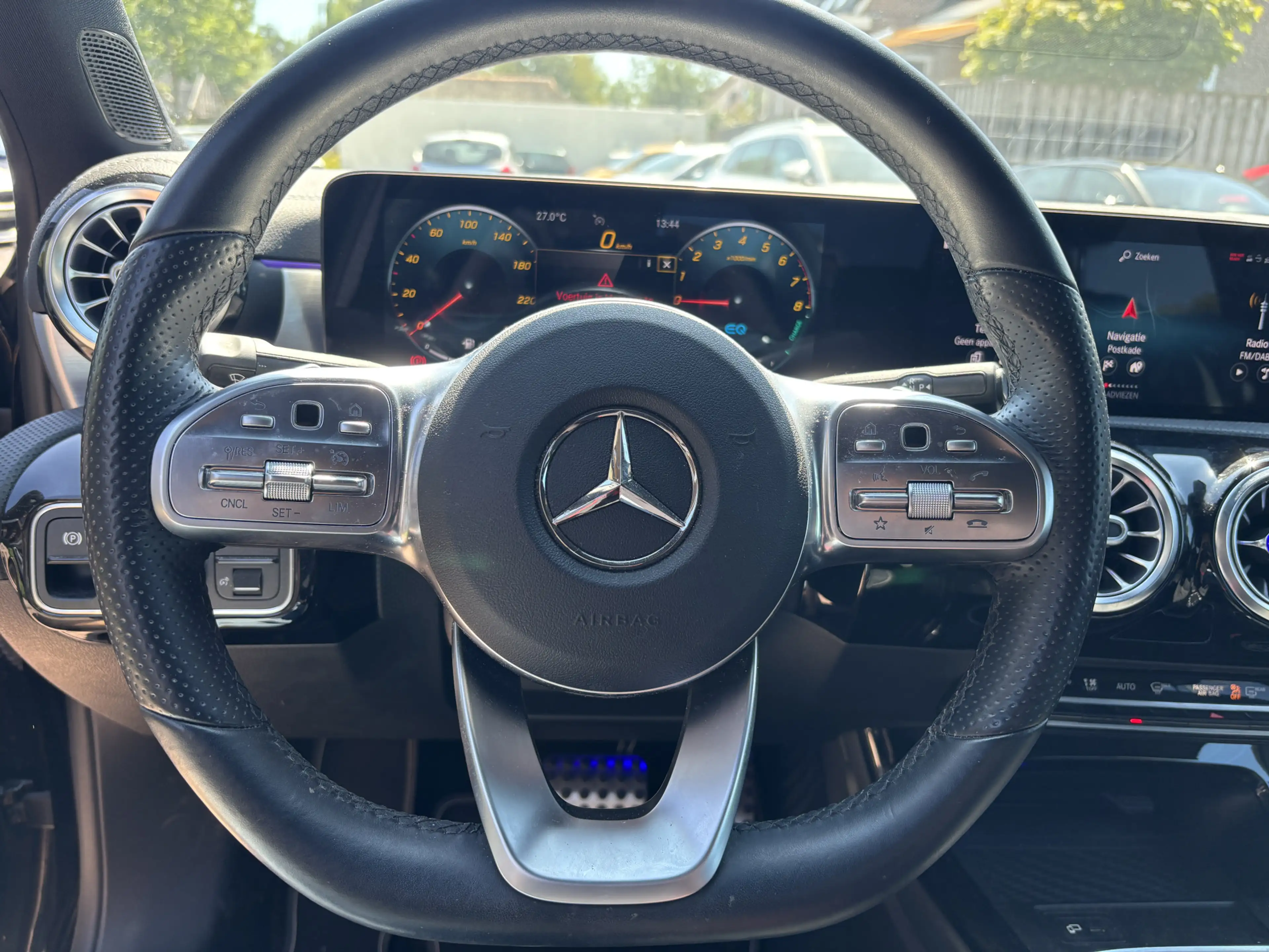 Mercedes-Benz A 250 e Hybrid Automaat Business Solution AMG Limited Fu — photo 6