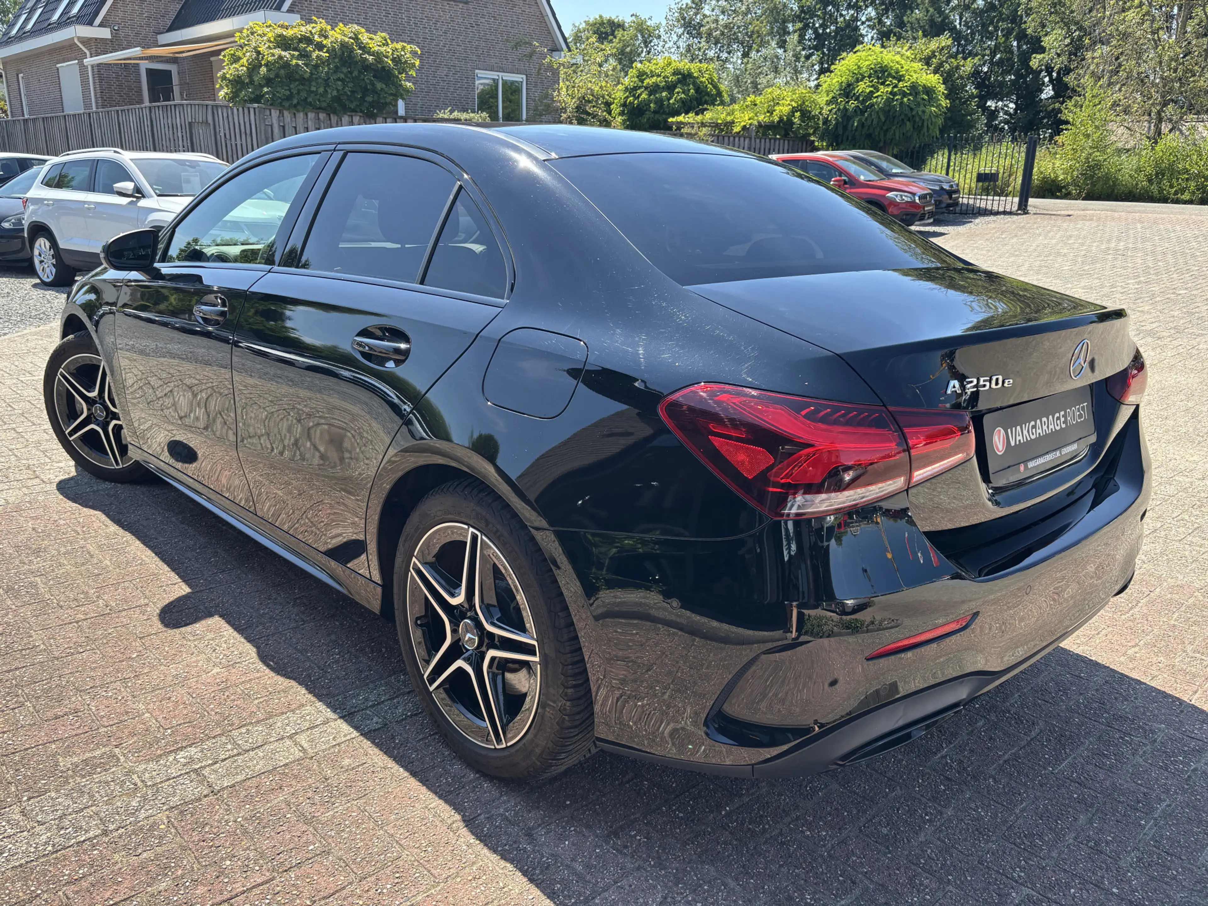 Mercedes-Benz A 250 e Hybrid Automaat Business Solution AMG Limited Fu — photo 3