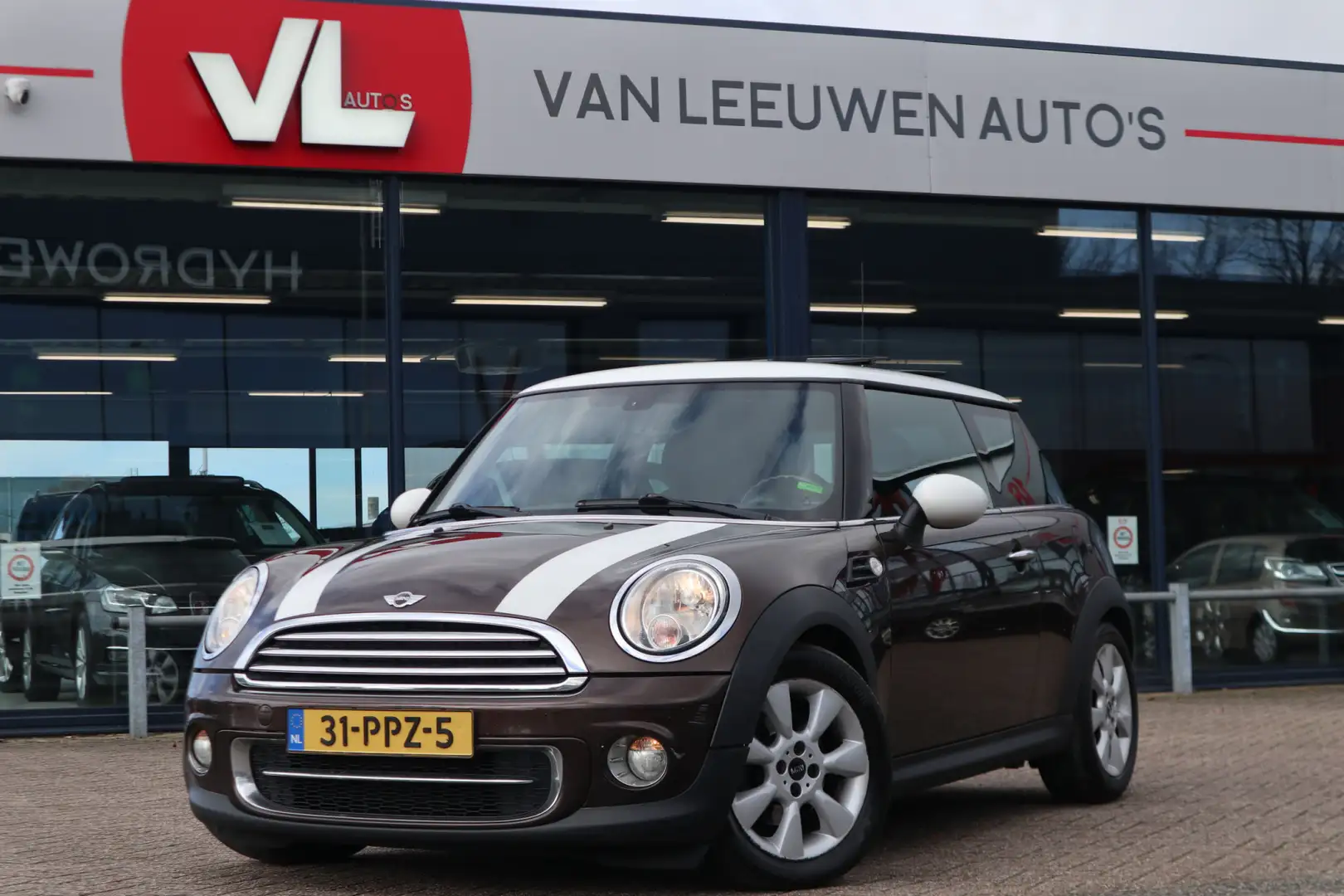 MINI Cooper Mini 1.6 Chili | Climate Control | Radio CD | Navi Brązowy - 1