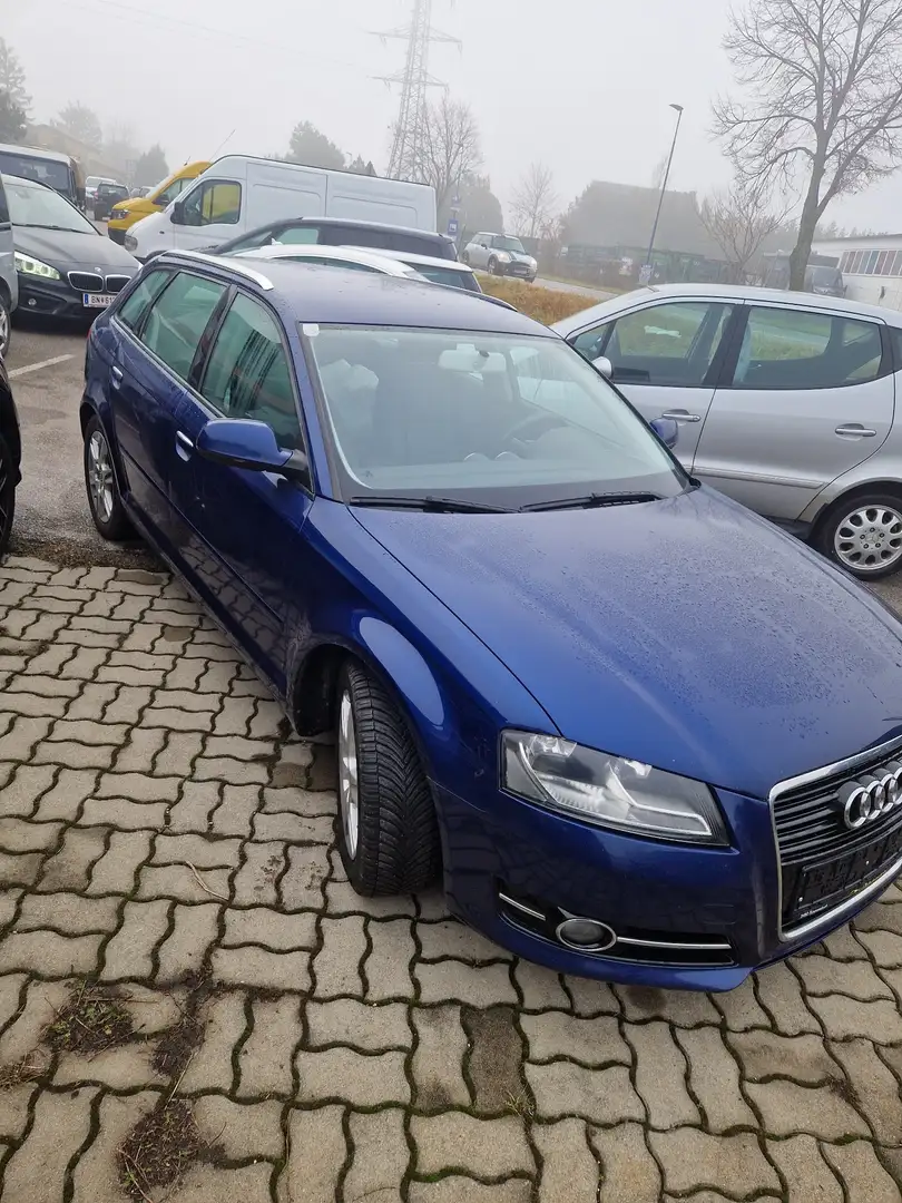 Audi A3 Attraction 1,6 TDI DPF - 2