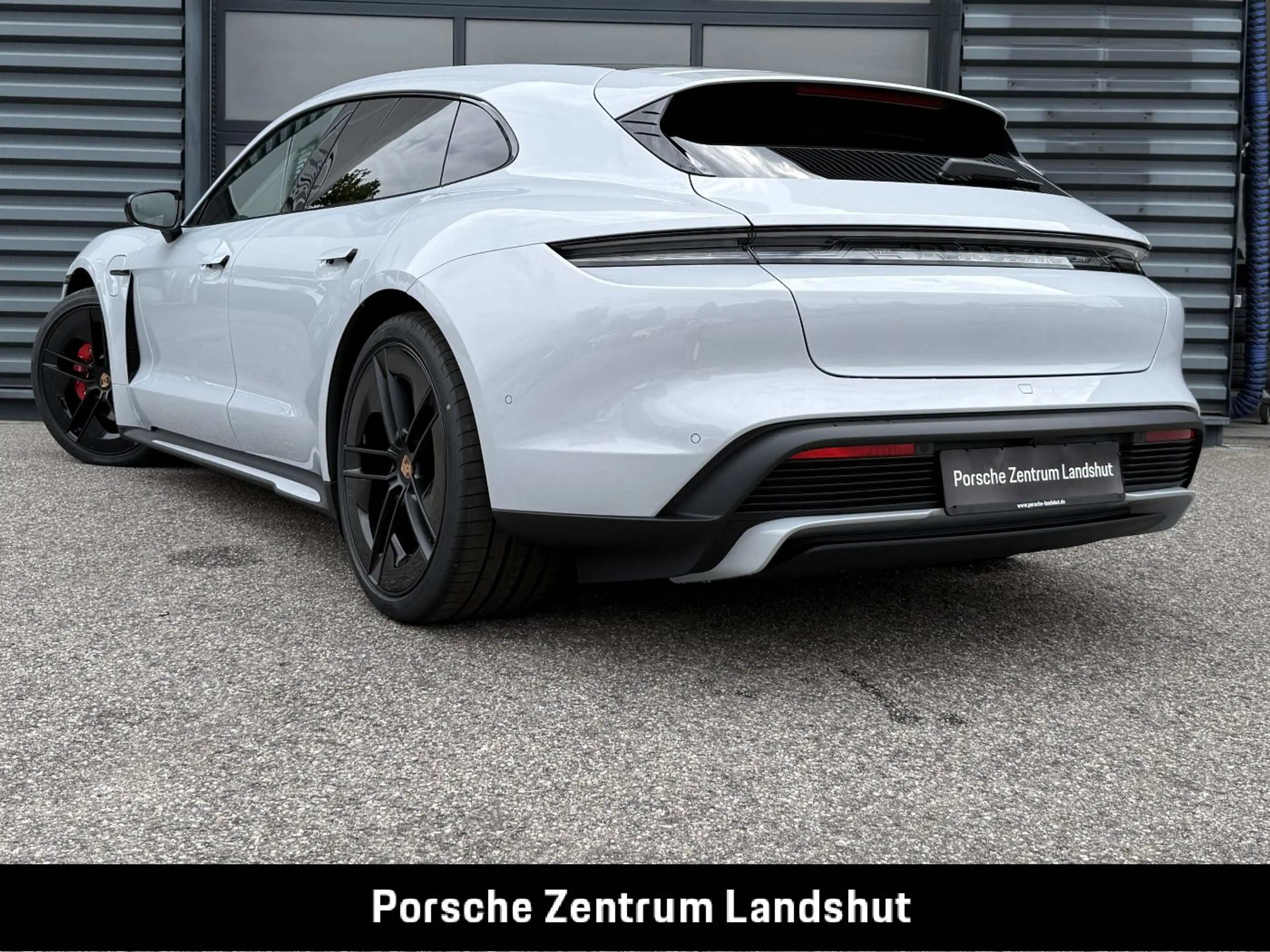 Porsche Taycan 4S Sport Turismo Black Edition | Massage — photo 4