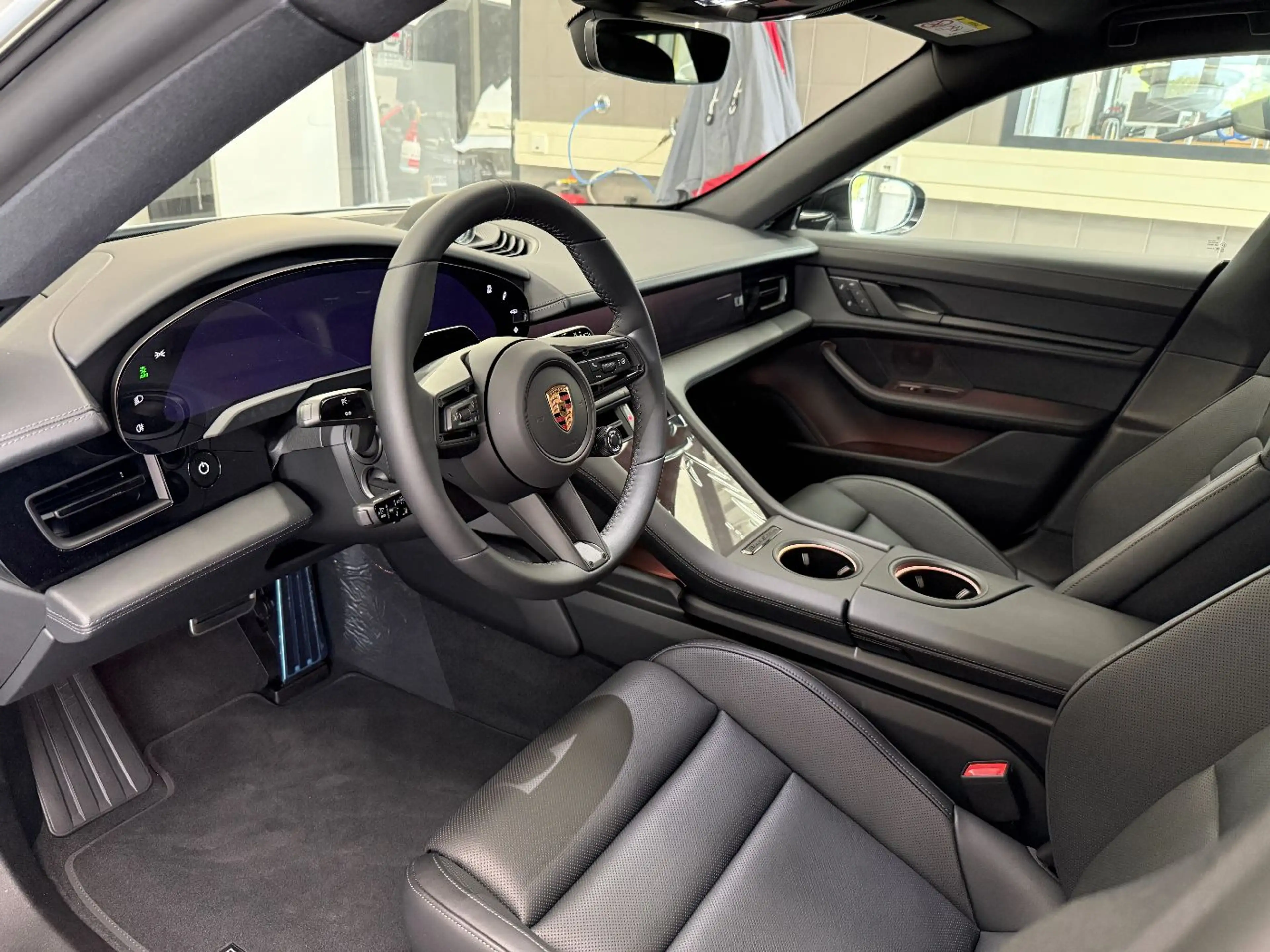 Porsche Taycan 4S Sport Turismo Black Edition | Massage — photo 14