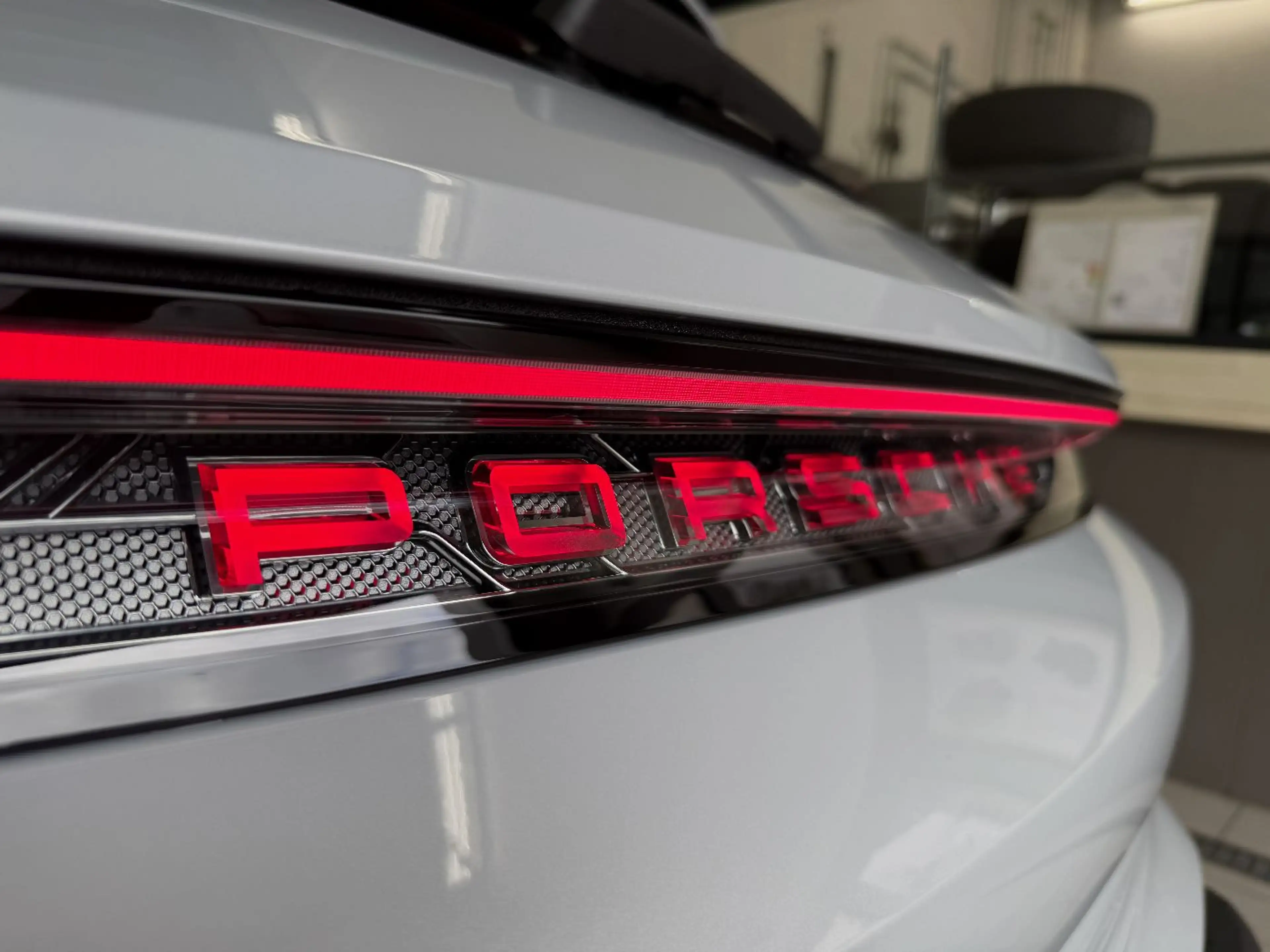 Porsche Taycan 4S Sport Turismo Black Edition | Massage — photo 10