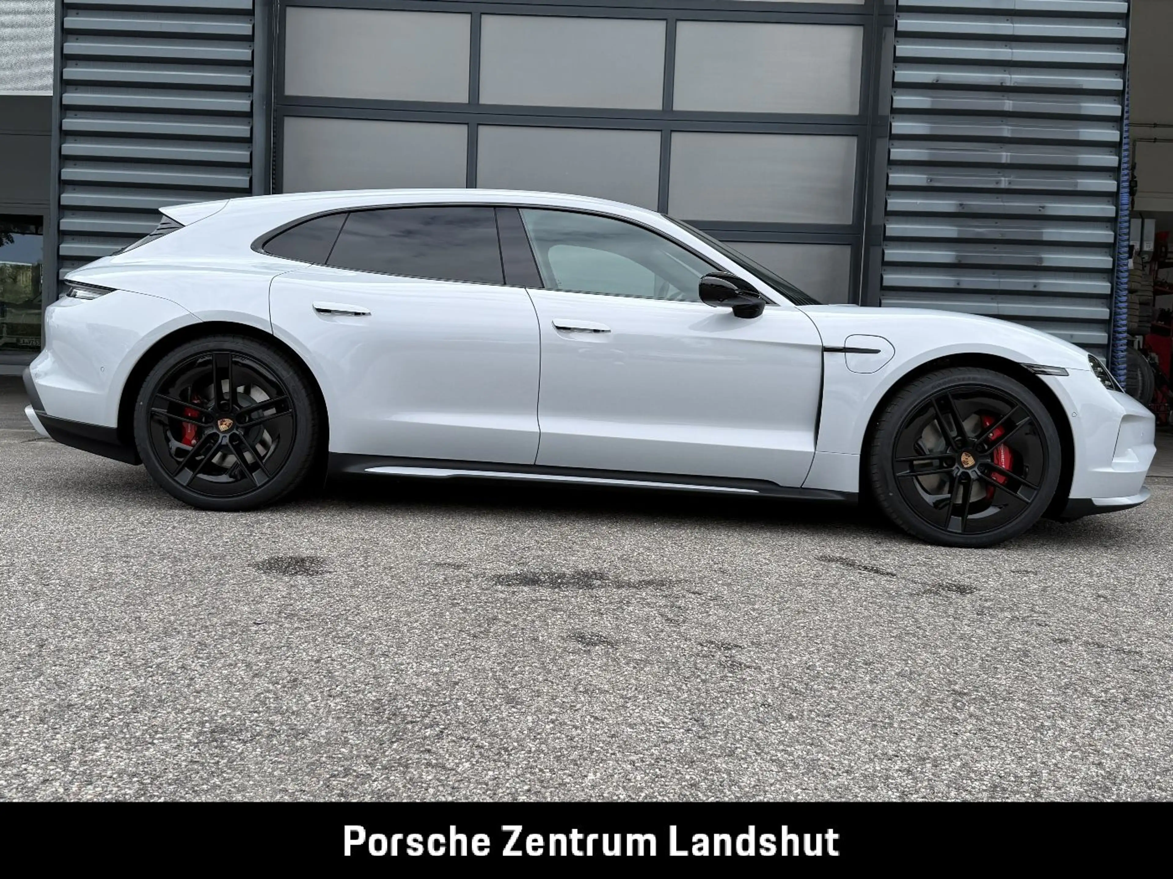 Porsche Taycan 4S Sport Turismo Black Edition | Massage — photo 7