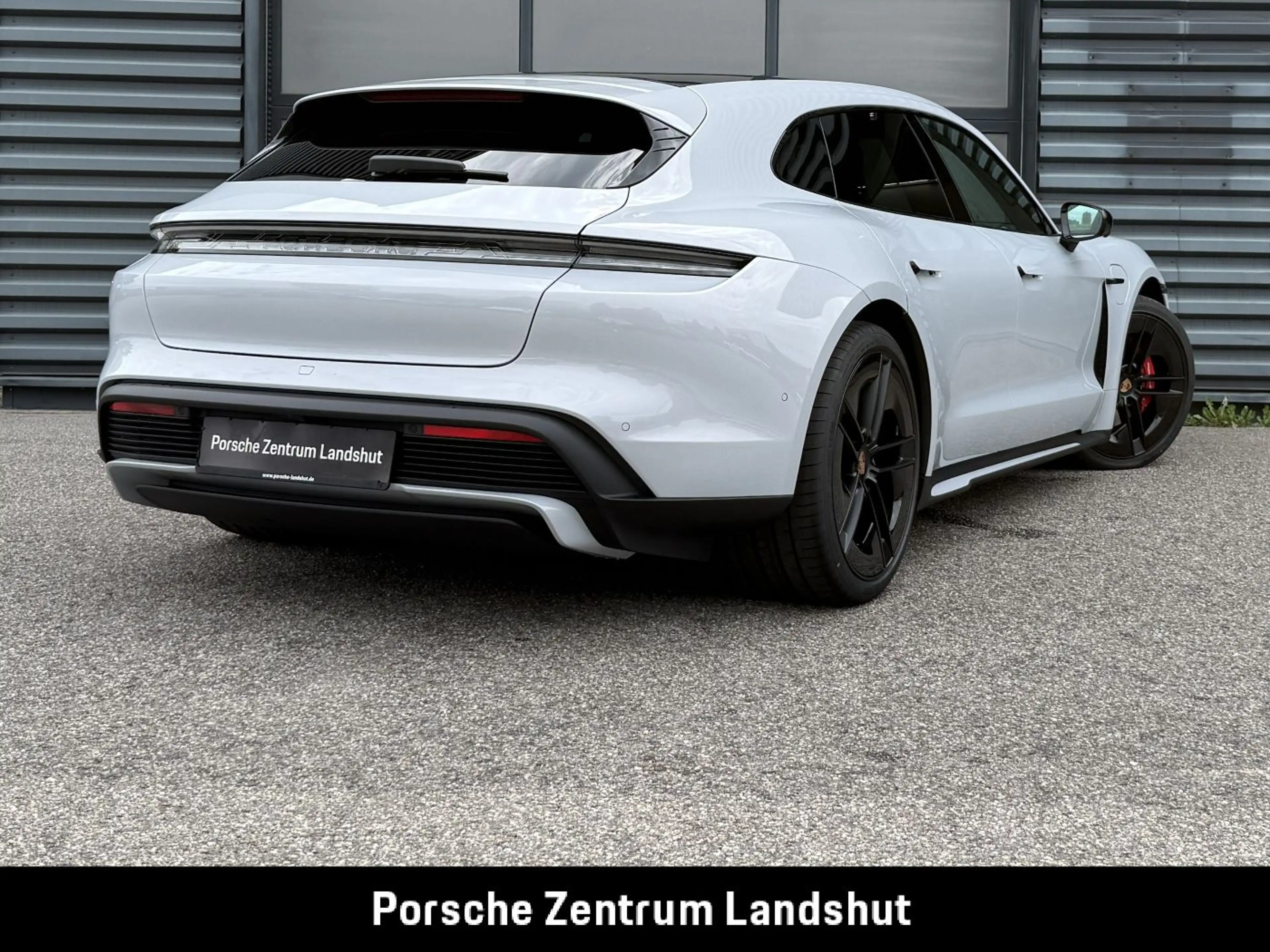 Porsche Taycan 4S Sport Turismo Black Edition | Massage — photo 6