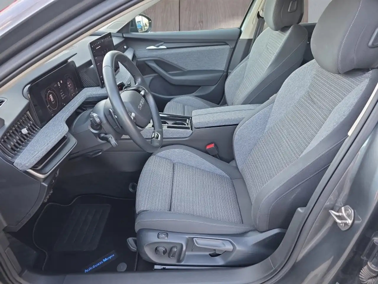 Skoda Superb Combi 2,0TDI DSG Navi/DCC/ACC/Kamera/Sitzhz. **, миниатюра 11