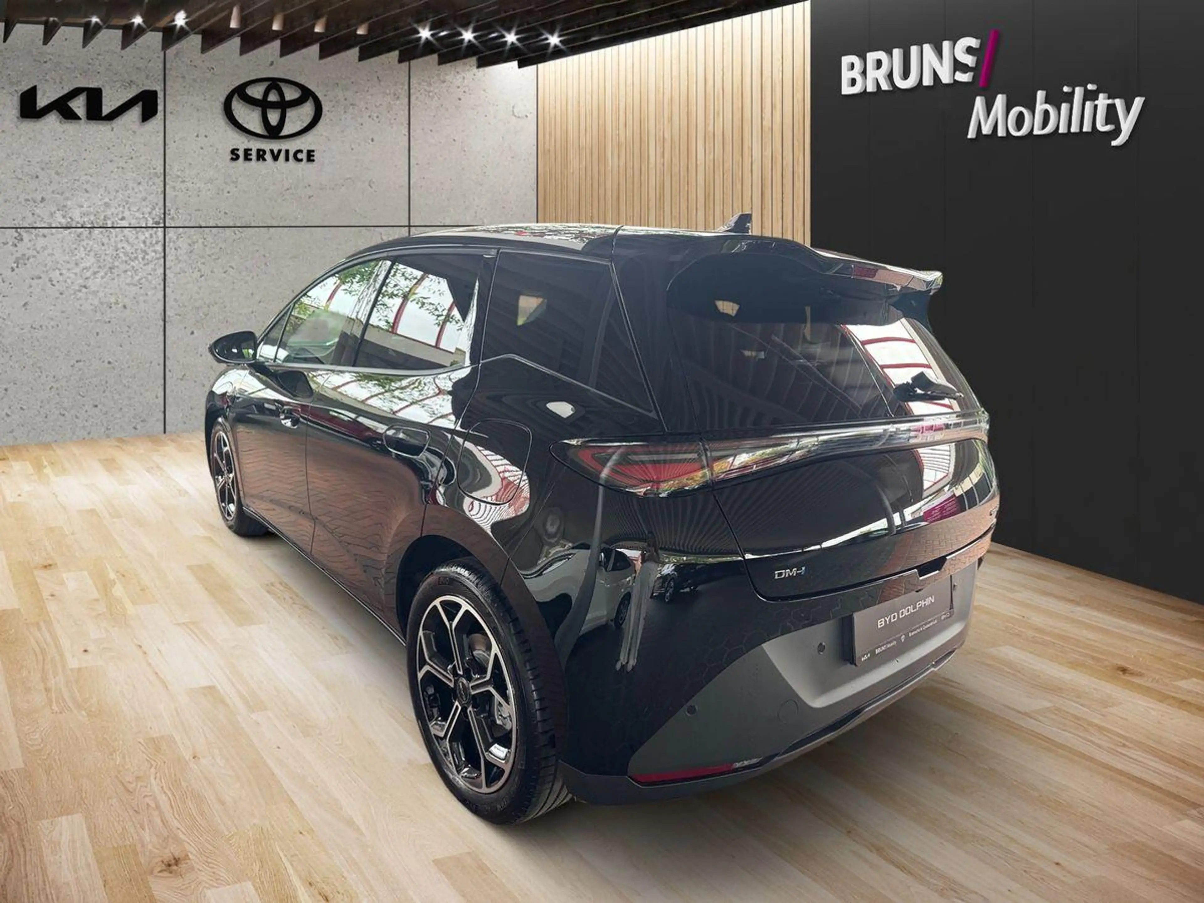 BYD Dolphin G 1.5 DM-i PHEV 156 kW Comfort — photo 5