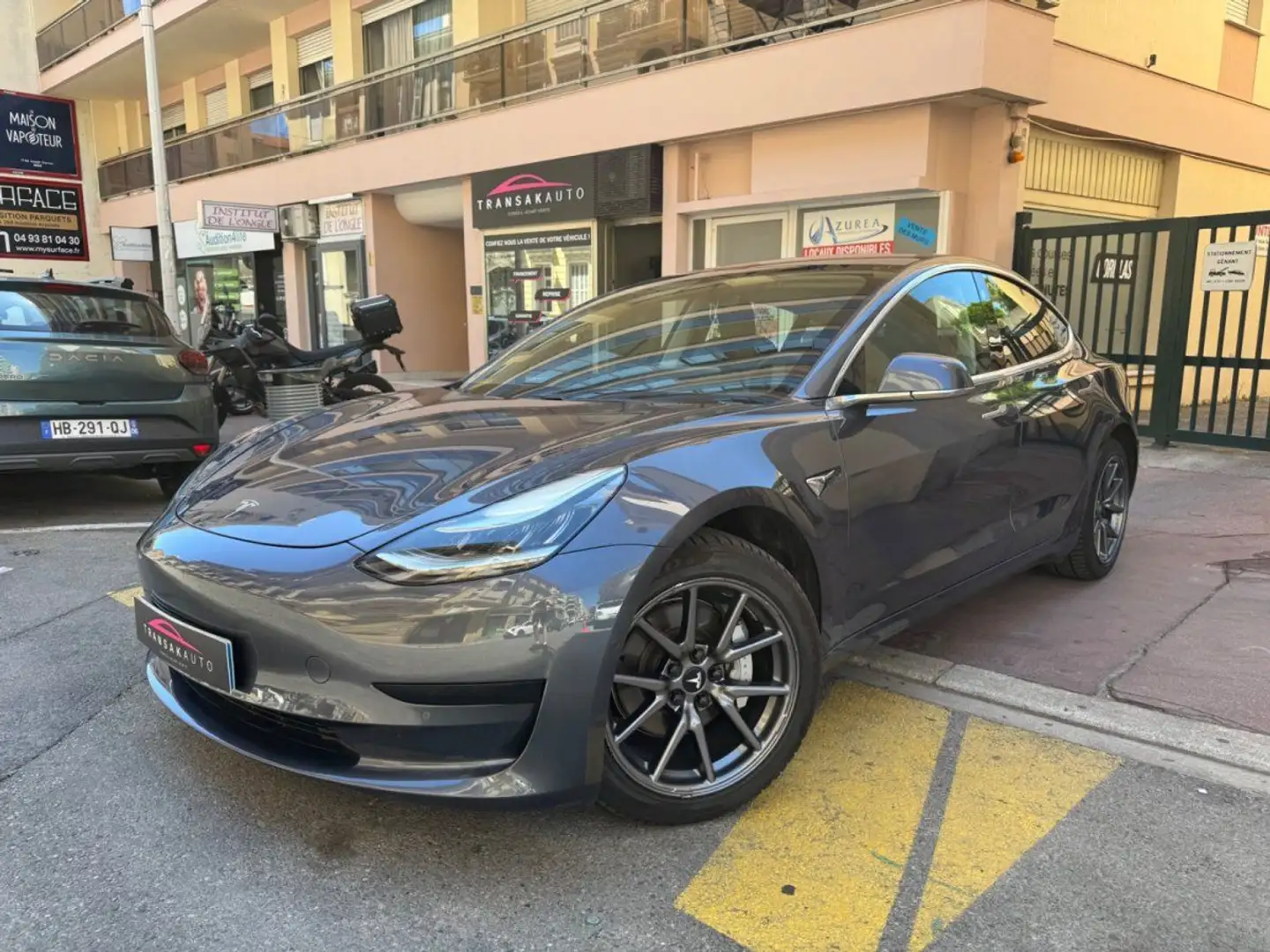 Tesla Model 3 Standard Range Plus RWD Gris - 1