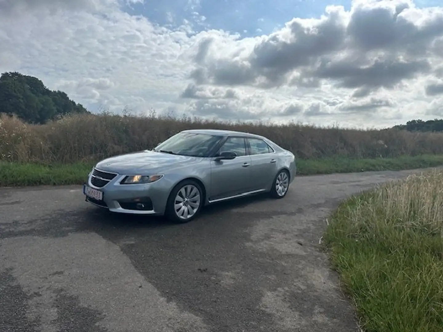 Saab 9-5 2.8T V6 XWD Aut. Aero srebrna - 1