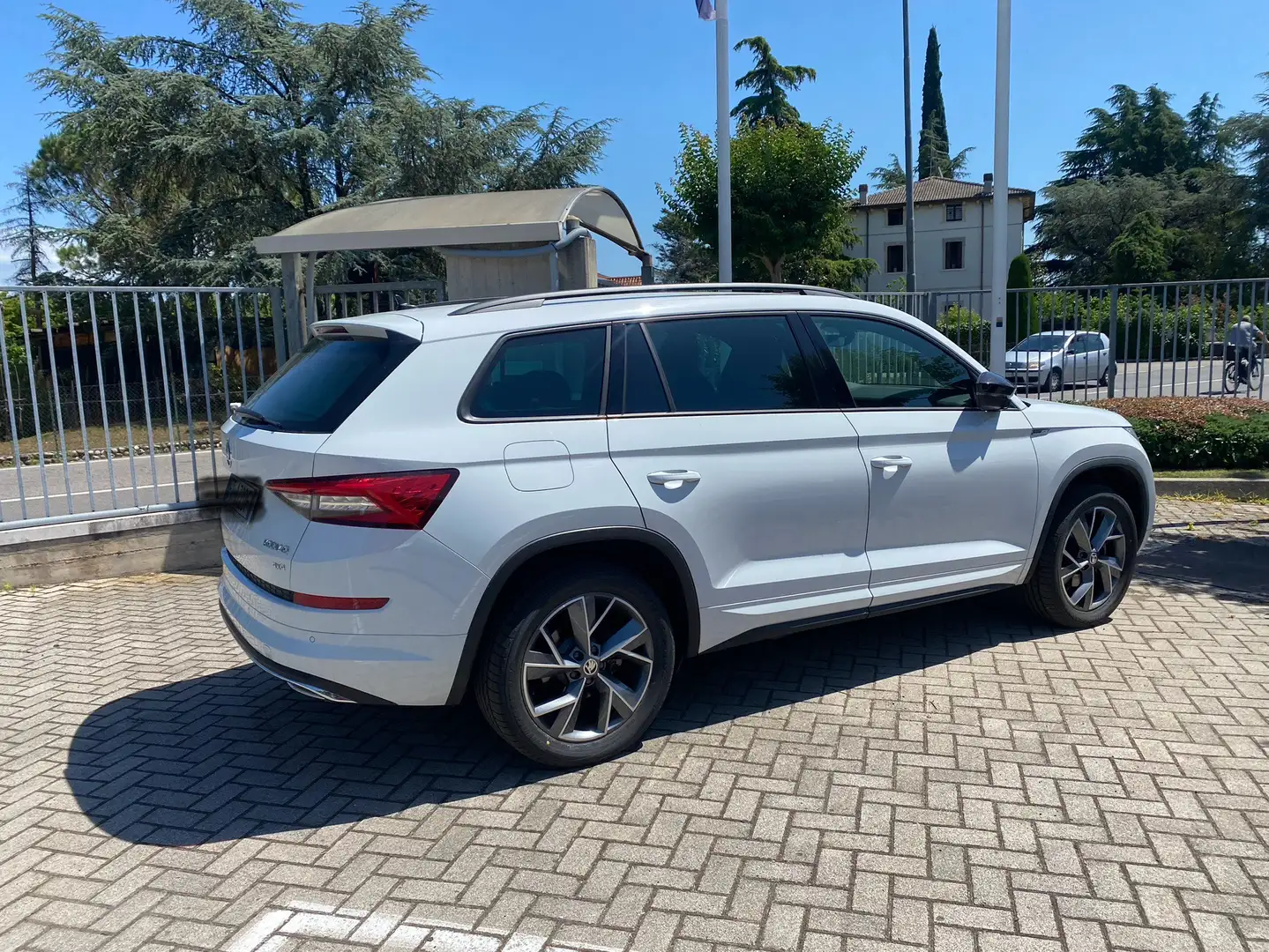 Skoda Kodiaq 2.0 tdi Sportline 4x4 dsg - 2