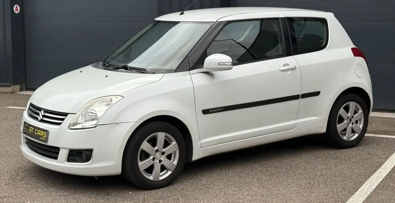 Suzuki Swift 1.3 VVT Anniversary 3p 92cv Embrayage ne