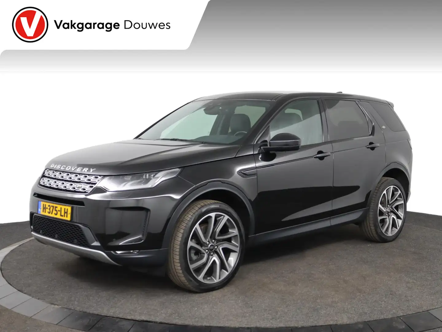 Land Rover Discovery Sport P200 2.0 SE |NAP|1e eigenaar|Pano|Dealeronderhoude Zwart - 1
