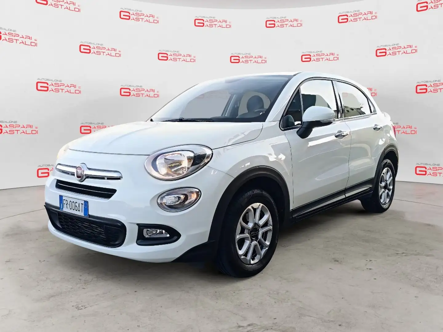 Fiat 500X 1.3 MultiJet 95 CV Pop Star GANCIO TRAINO Bianco - 1