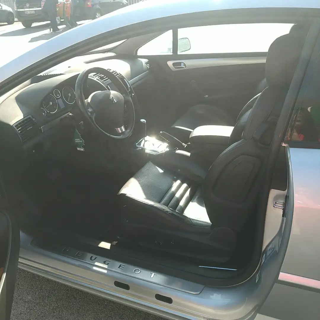 Peugeot 407 407 Coupe 3.0 V6 24v Feline auto Argintiu - 2