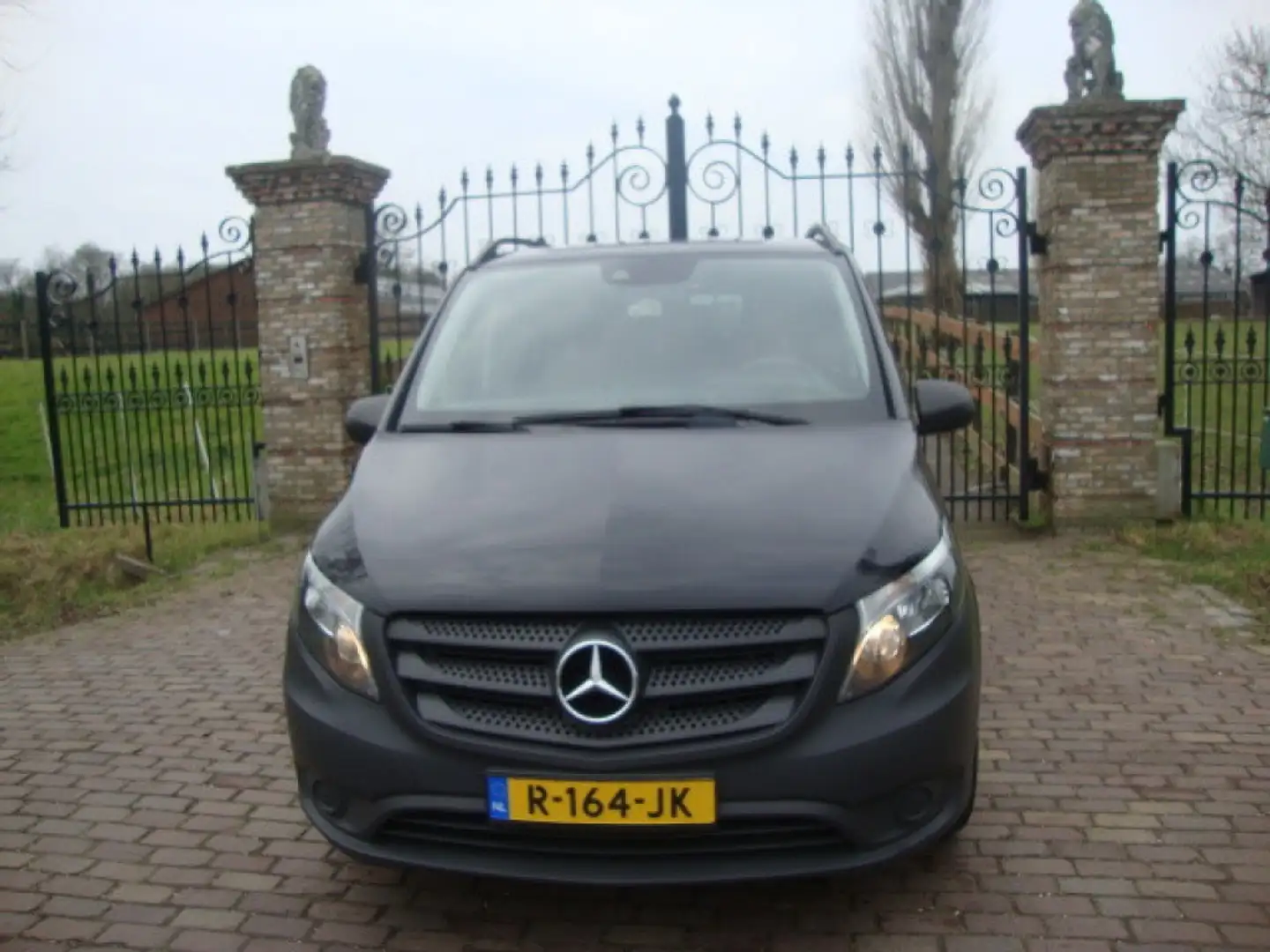 Mercedes-Benz Vito MB vito 119CDI 9 pesoons Schwarz - 2