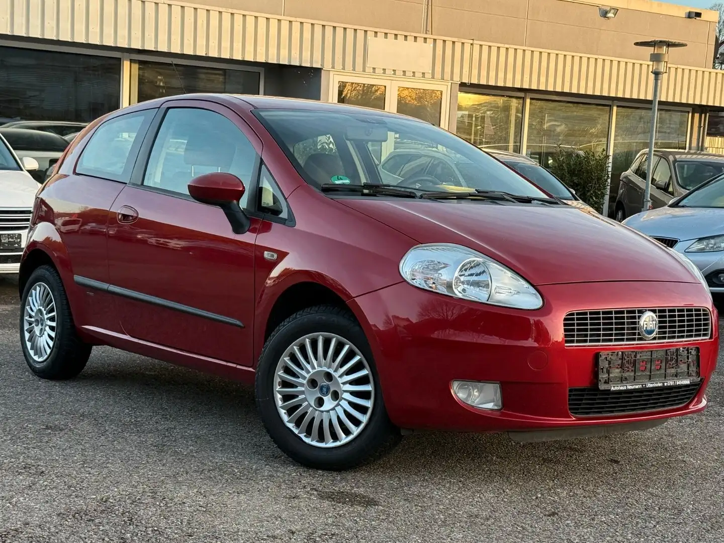 Fiat Grande Punto 1.4 8V Dynamic-Klima-Tüv 12/2027 Rot - 1