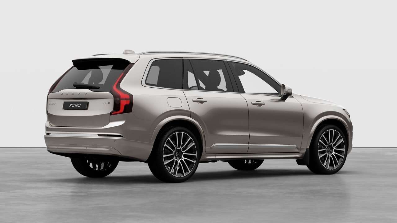 2026 Volvo XC90 Ultra 6-Seater (Bright Theme) alt 4
