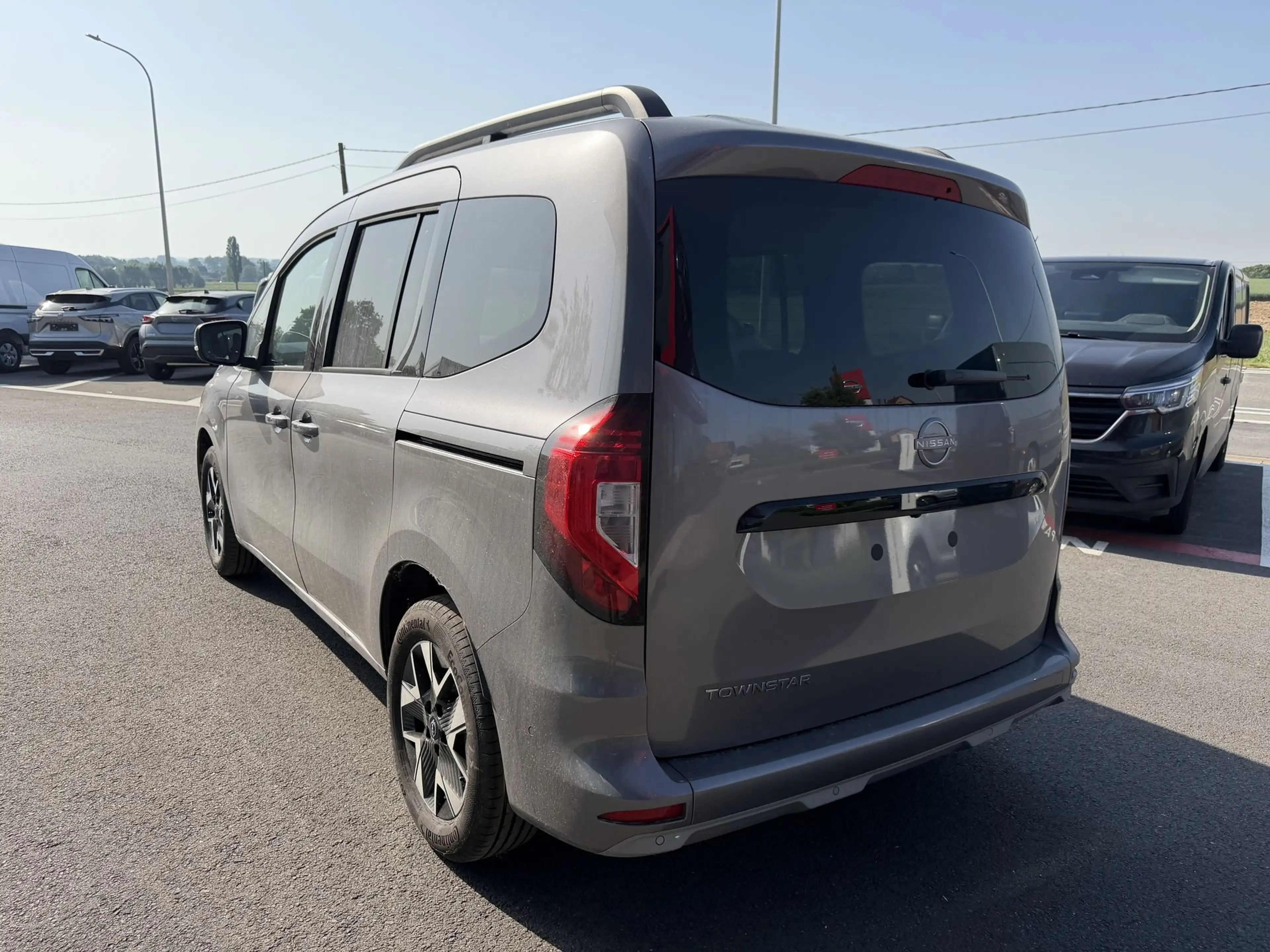 Nissan Townstar RENAULT KANGOO DIG-T 130 N-Connecta L1H1 + Combi Design Pack — photo 9
