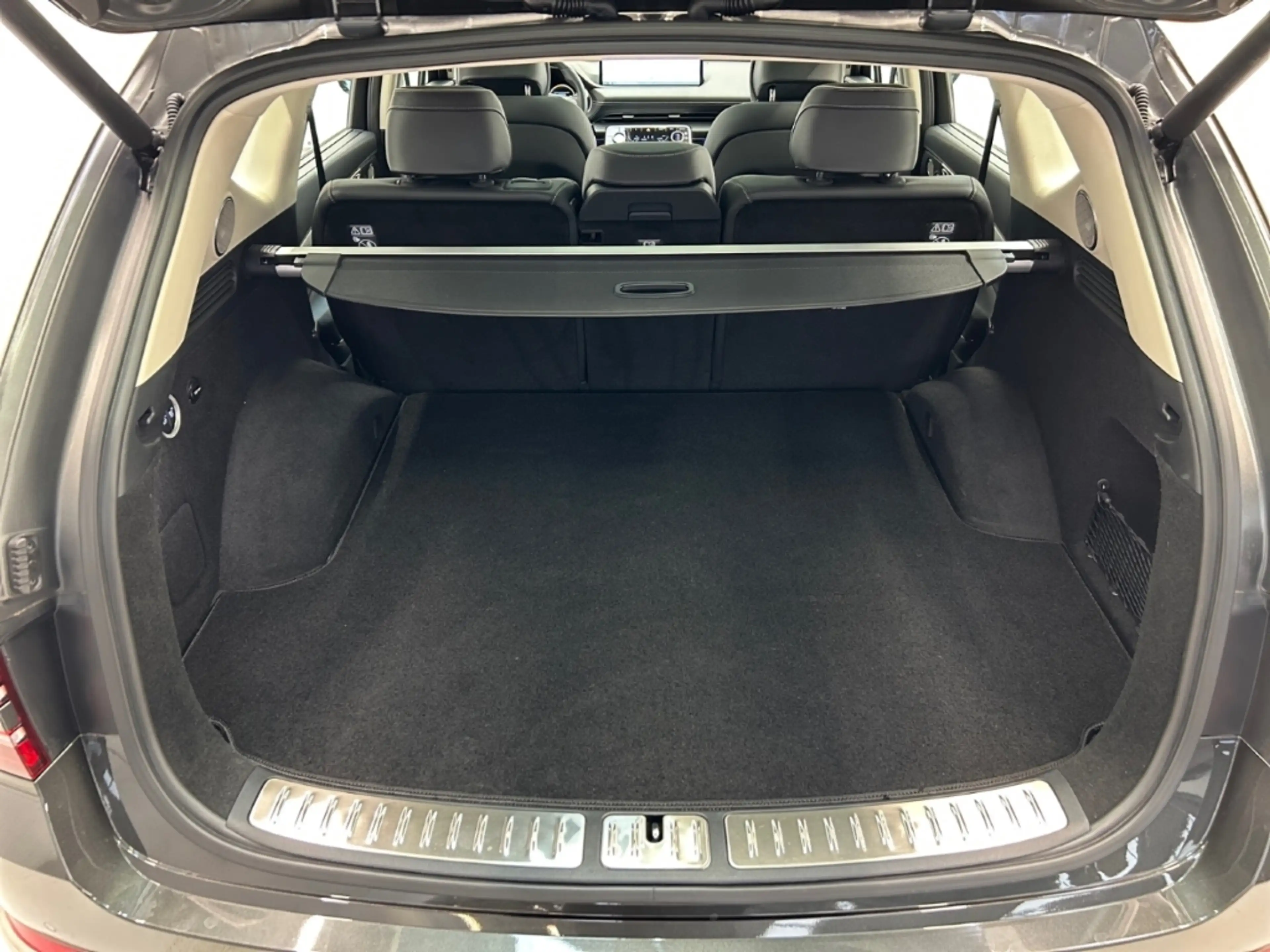 Genesis GV80 Sport 4WD — photo 15