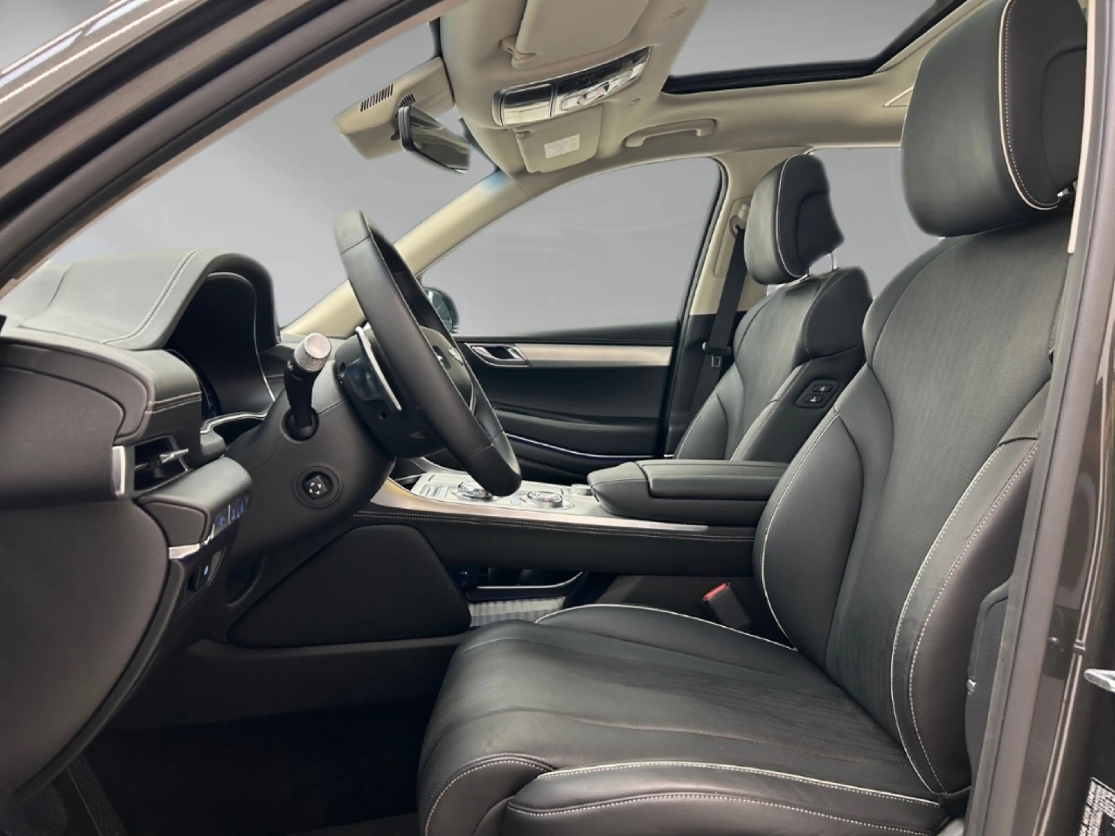 Genesis GV80 Sport 4WD — photo 10