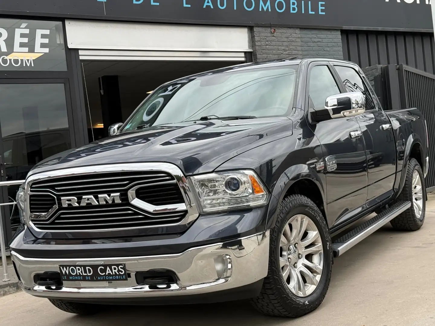 Dodge RAM 5.7 LPG LONGHORN/ TVA*BTW/ AIR-MATIC/ FULL OPTIONS Gris - 1