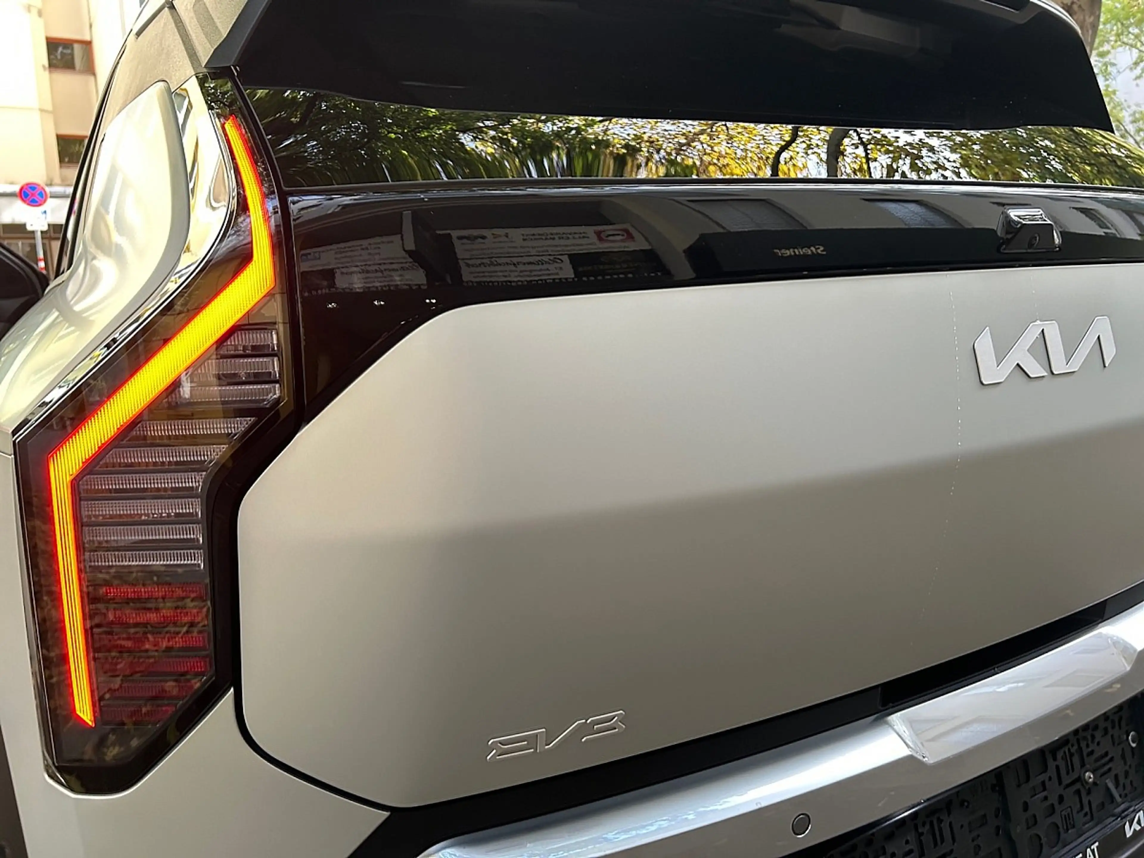 Kia EV3 FWD 81,4kWh Long Range Earth plus| AUTO WIEN — photo 8
