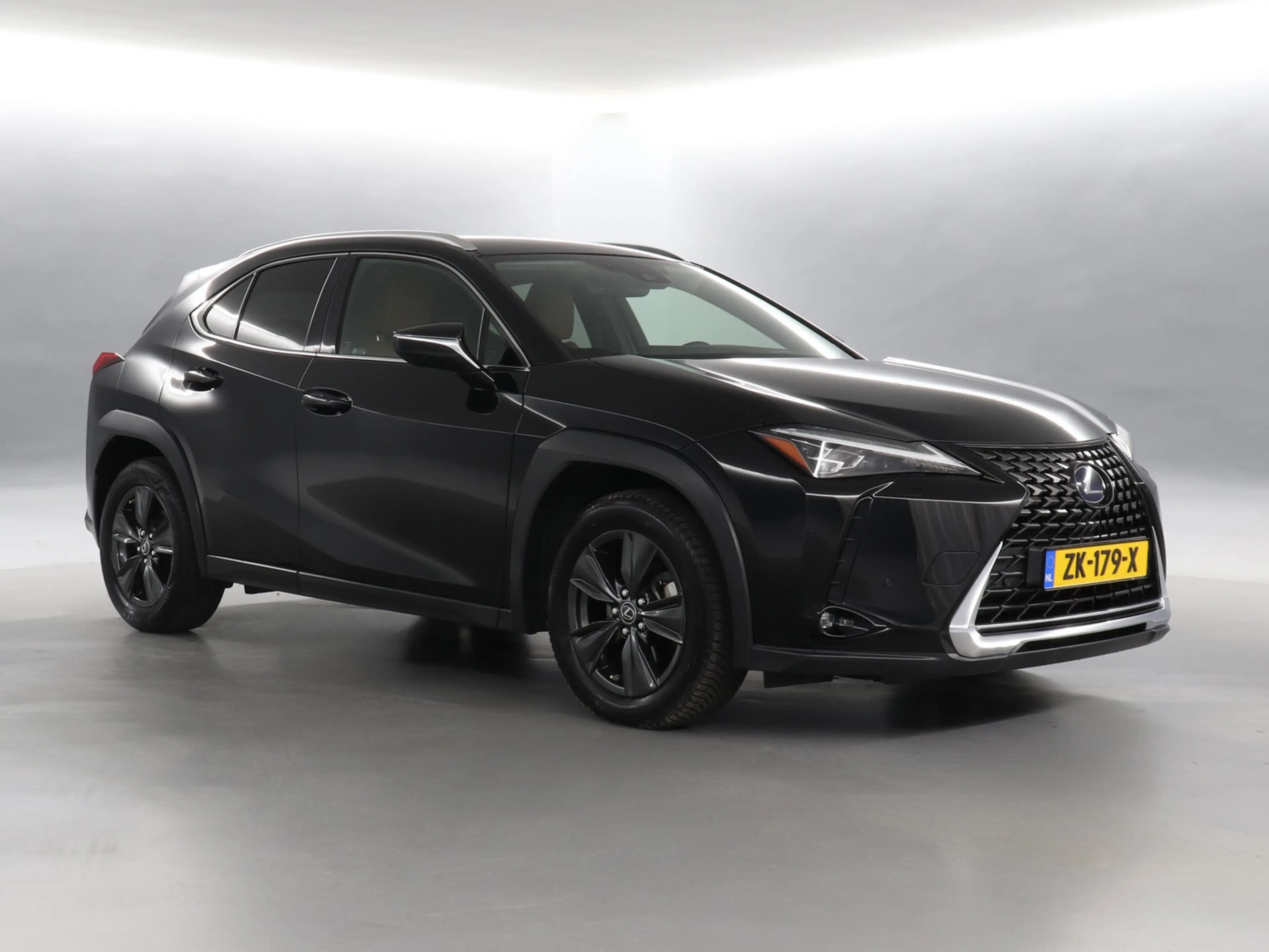 Lexus UX 250h First Edition | Lederen Bekleding | Stoelverwarmin — photo 12