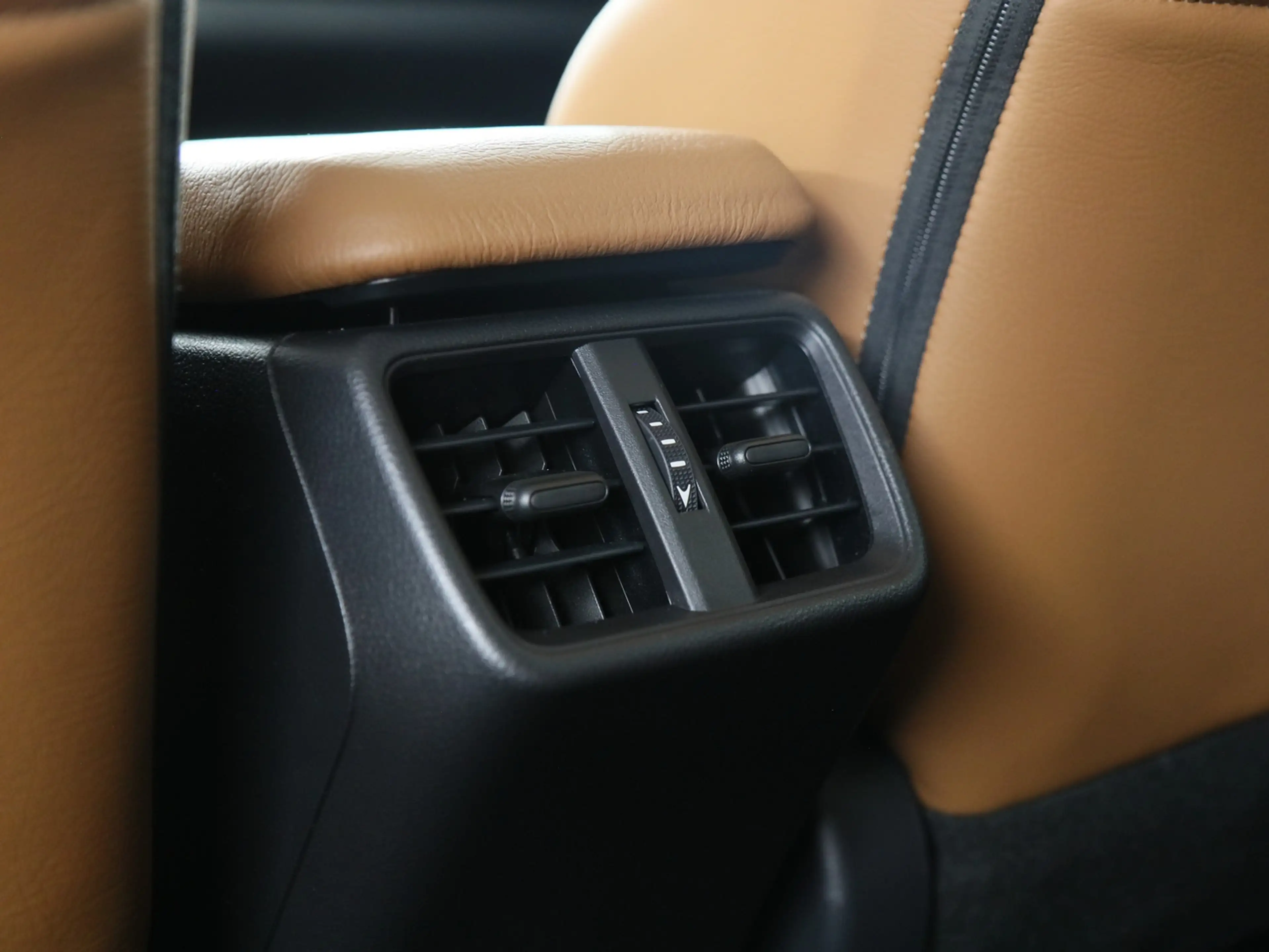 Lexus UX 250h First Edition | Lederen Bekleding | Stoelverwarmin — photo 15