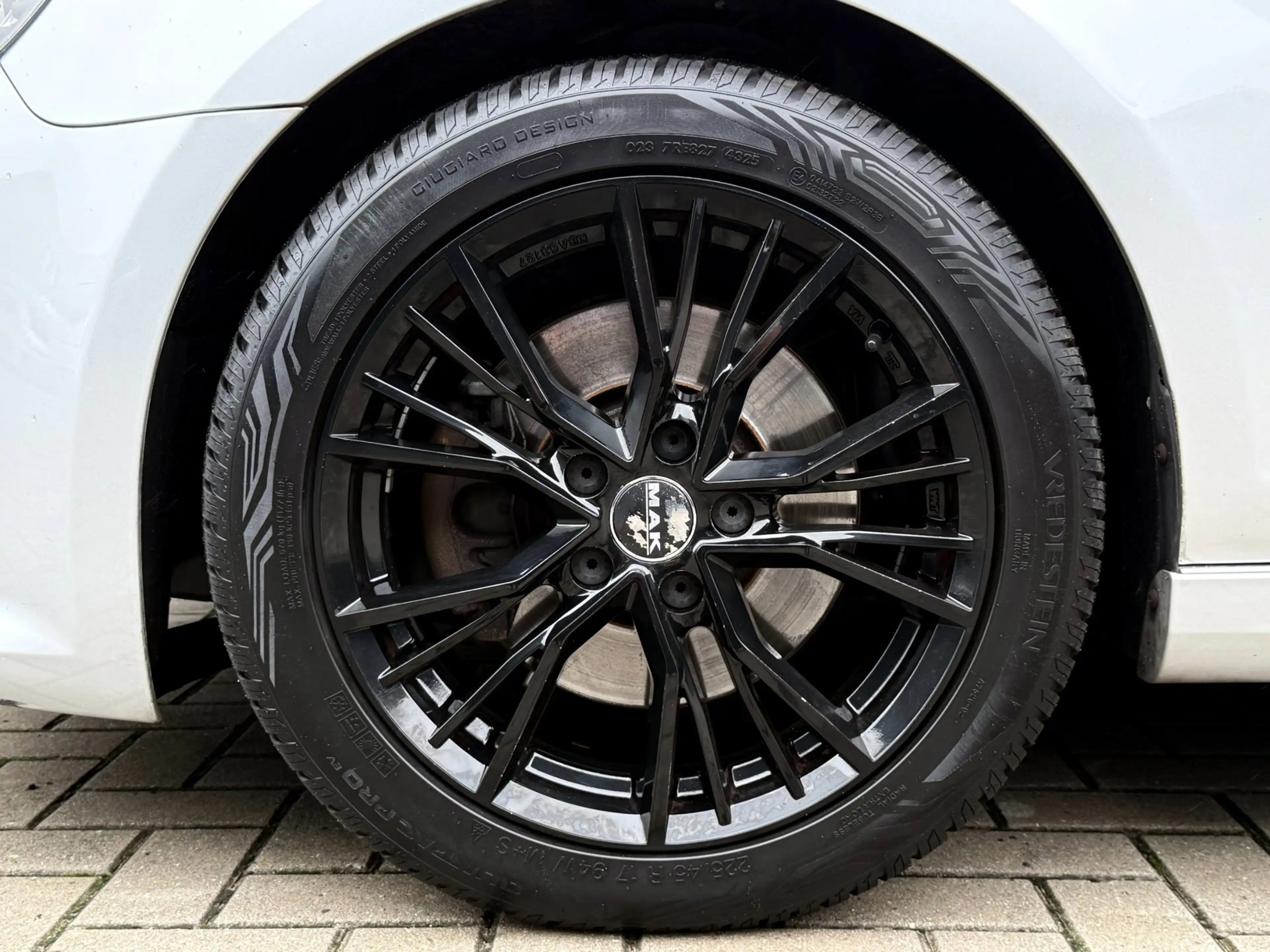 Volkswagen Golf 1.4 TSI Highline | R-Line | Dynaudio| — photo 9
