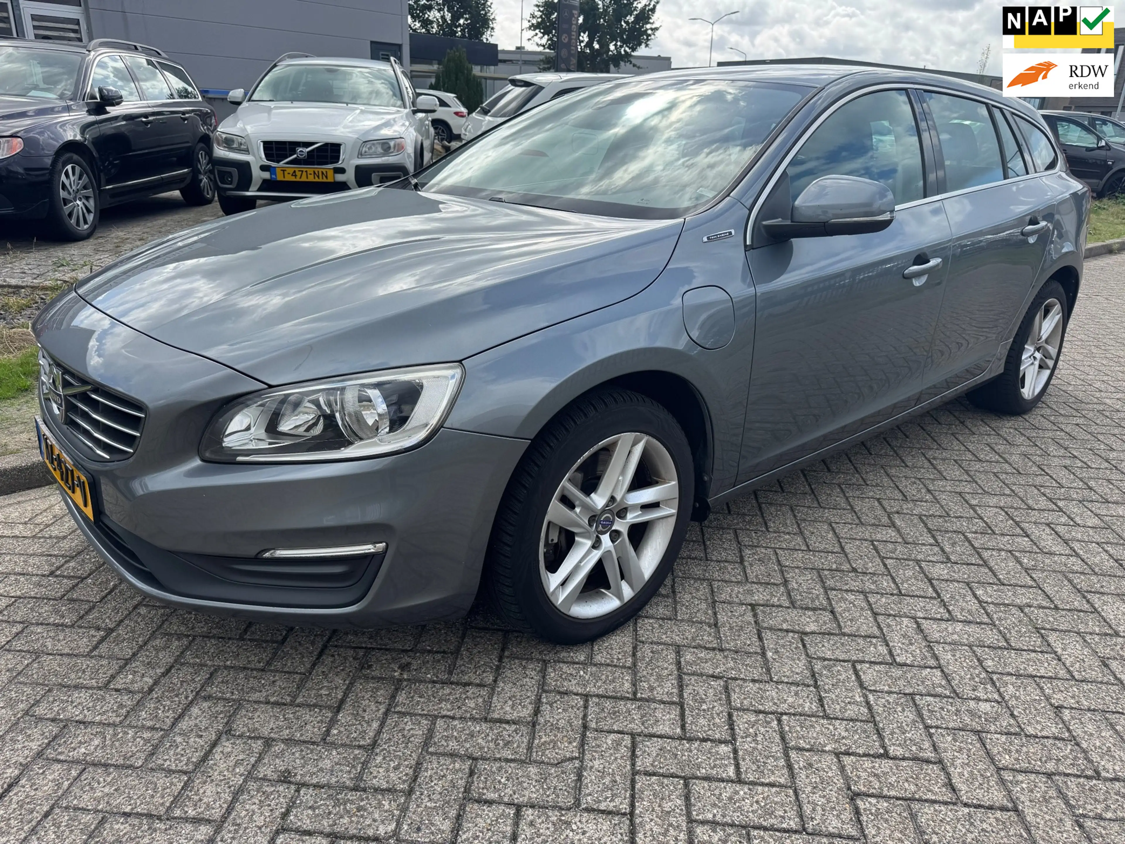 Volvo V60 2.4 D5 Twin Engine Lease Edition Garantie