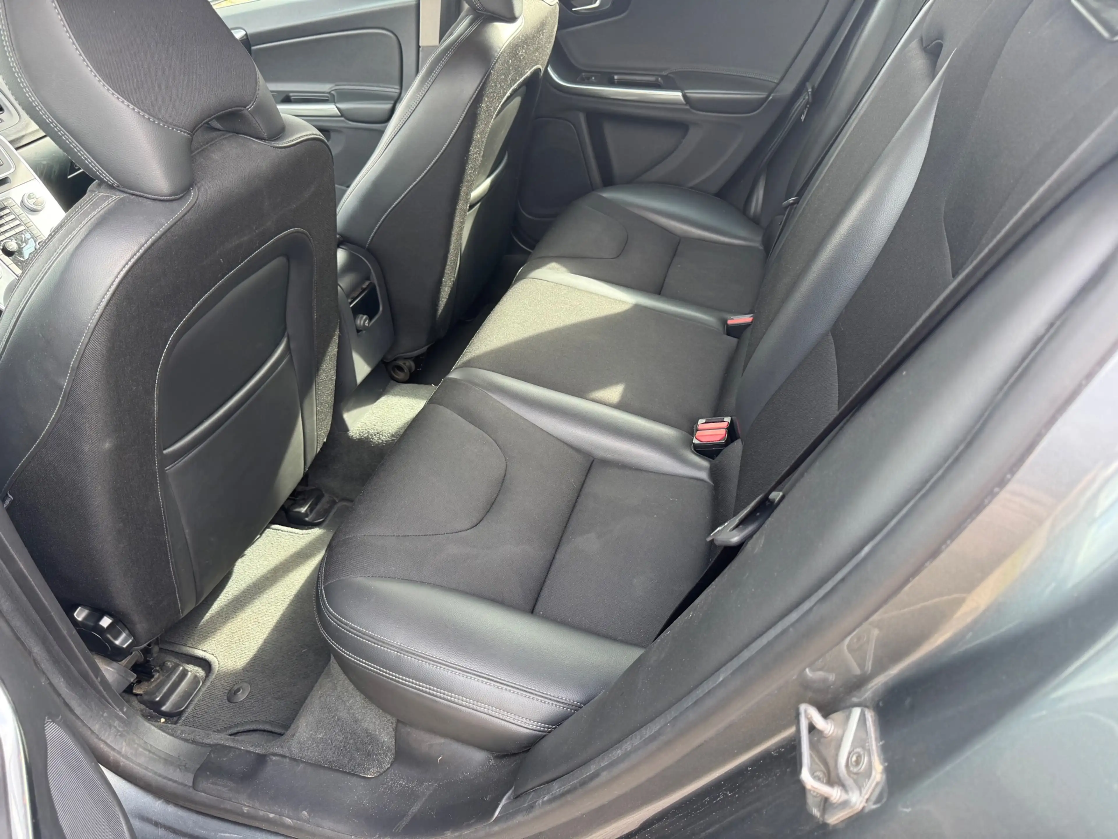 Volvo V60 2.4 D5 Twin Engine Lease Edition Garantie — photo 6