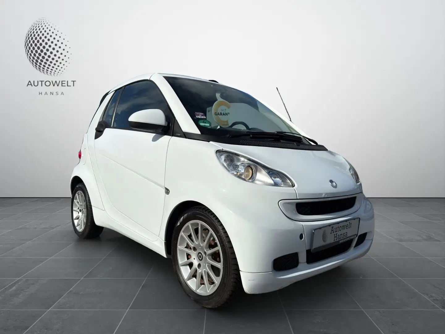 smart forTwo Cabrio Micro Hybrid/NAVI/2.HD/SHZ Weiß - 2