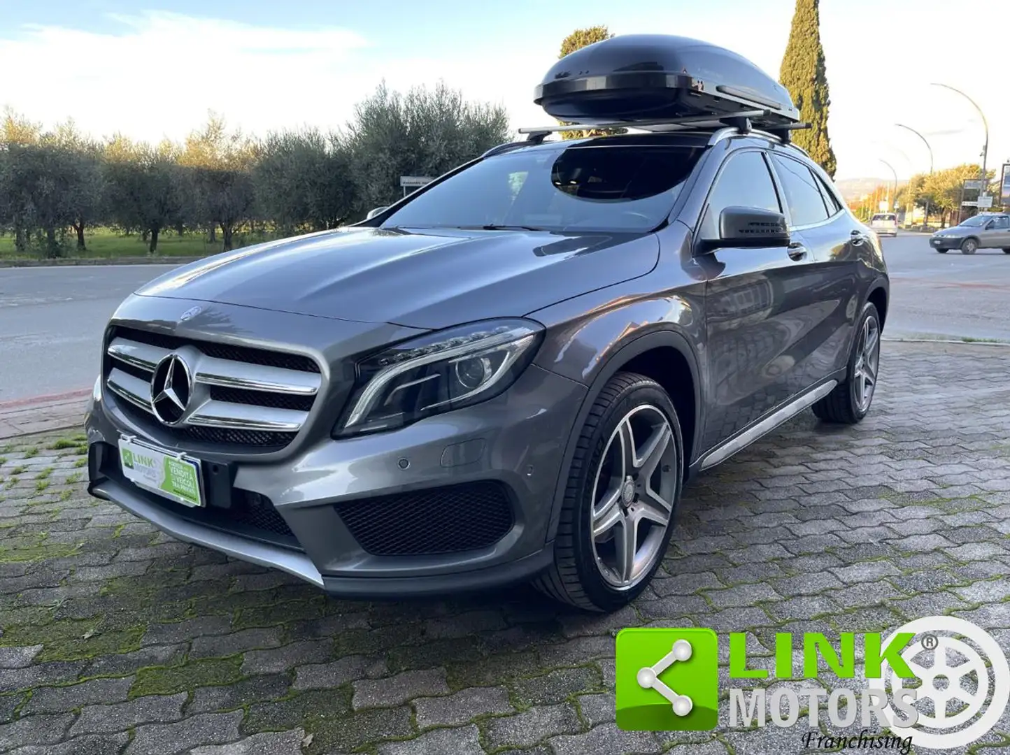Mercedes-Benz GLA 220 d 177 CV Premium Plus Gris - 1