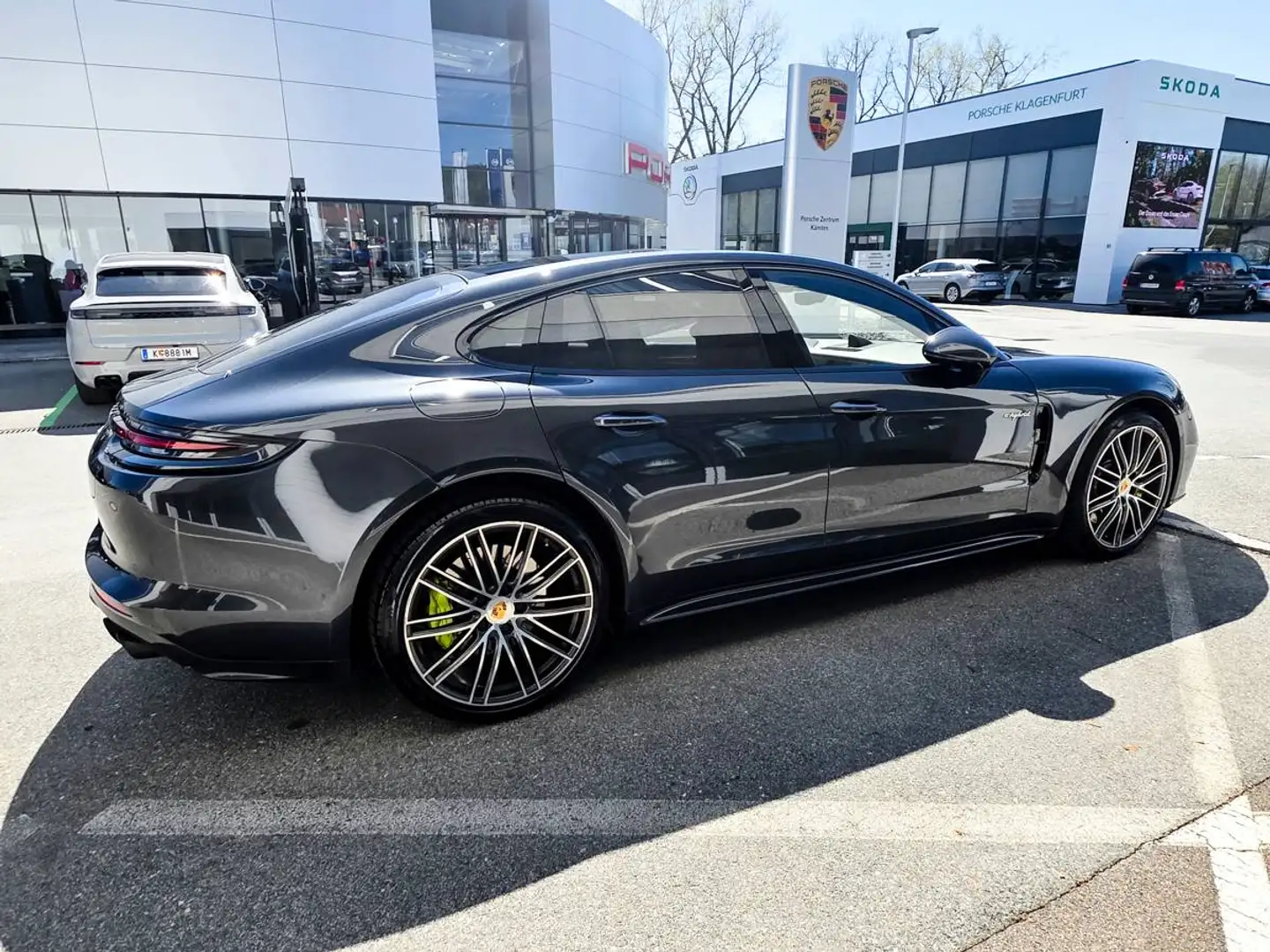 Porsche Panamera Panamera 4 E-Hybrid PHEV Aut. - NEUER HYBRID-AKKU Schwarz - 2