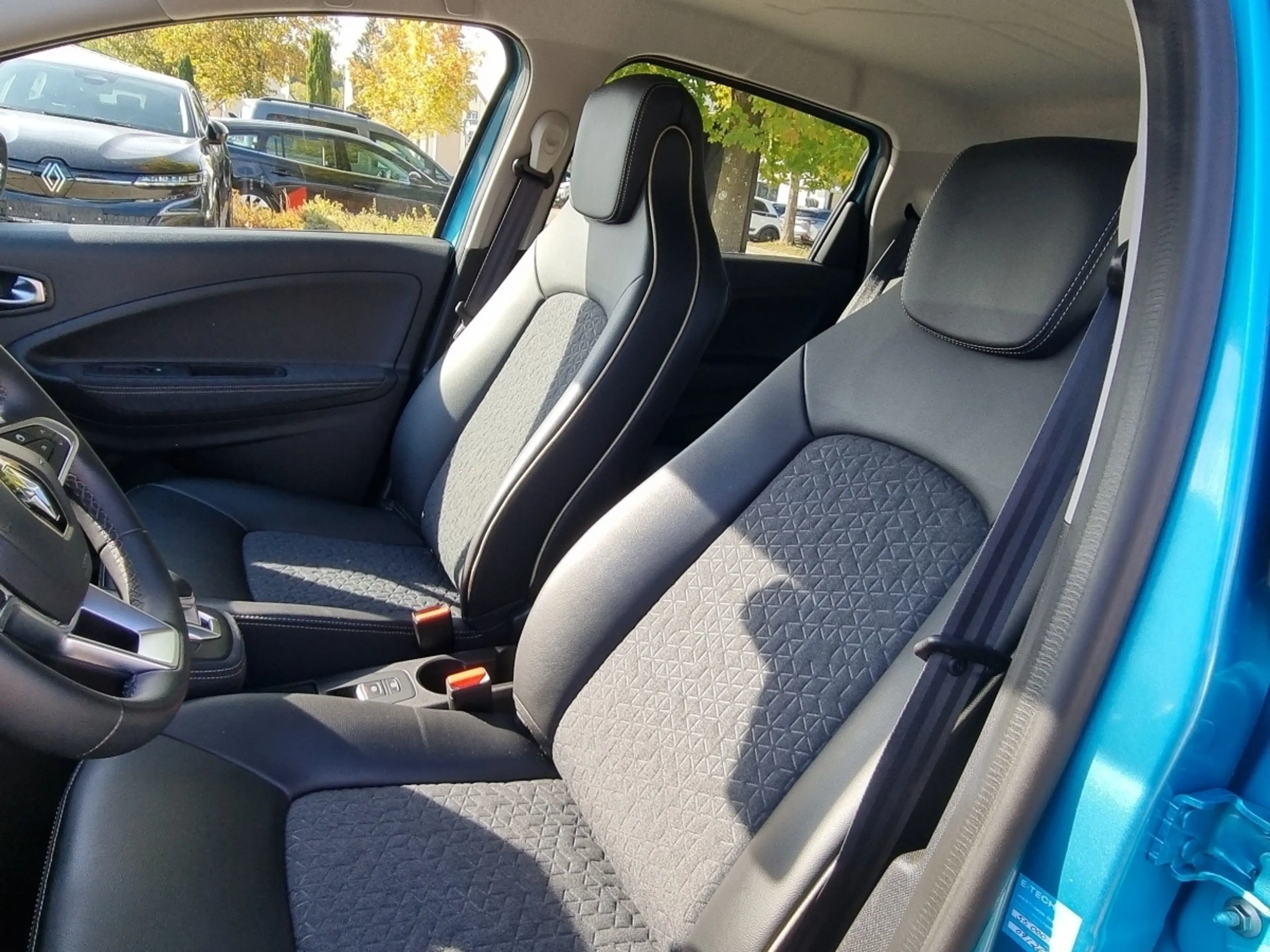 Renault ZOE E-Tech 100% elektr. Iconic EV 50 135hp — photo 7
