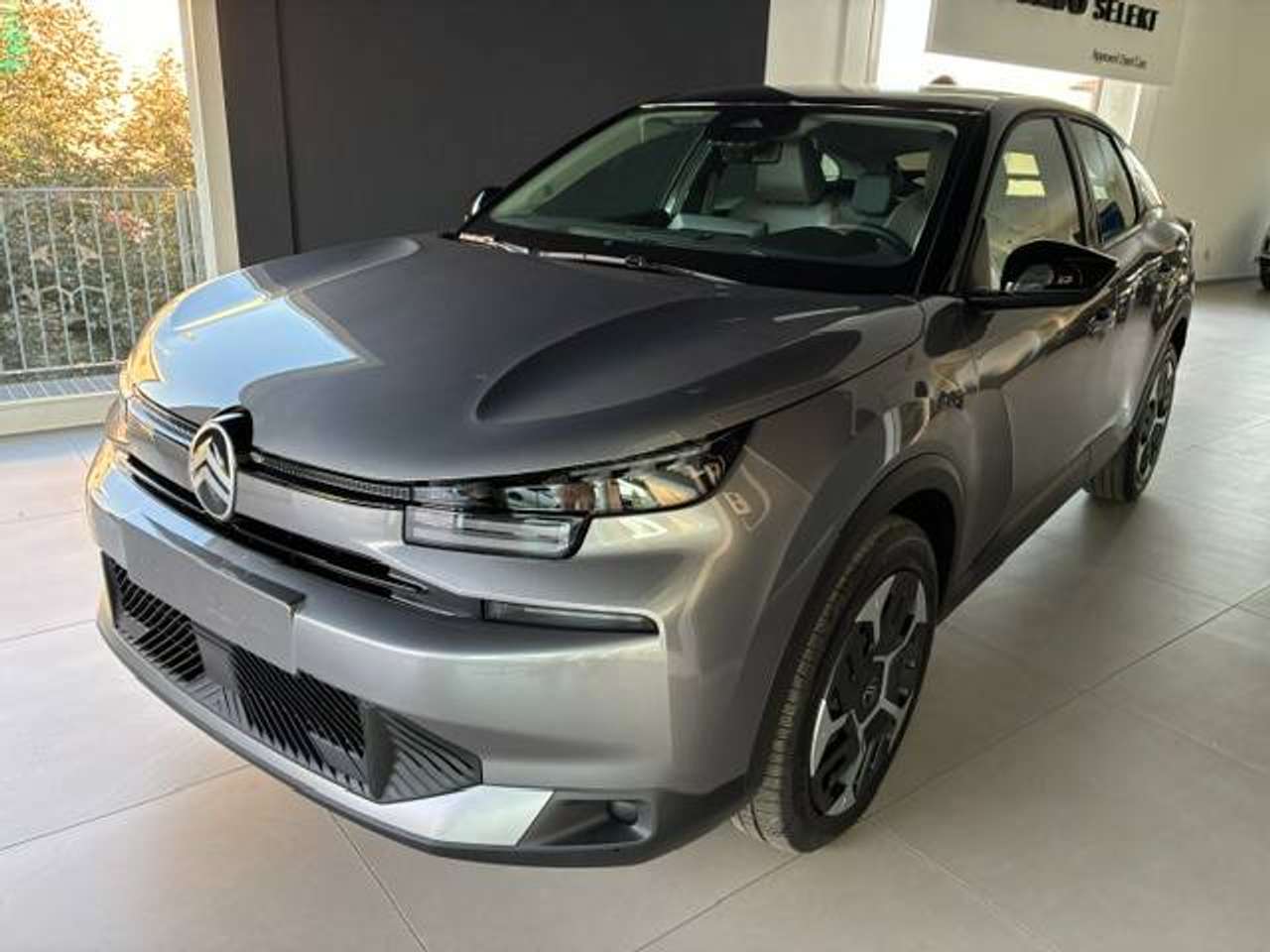 Citroen C4 C4 1.2 130 cv Plus s&s eat8 - km zero