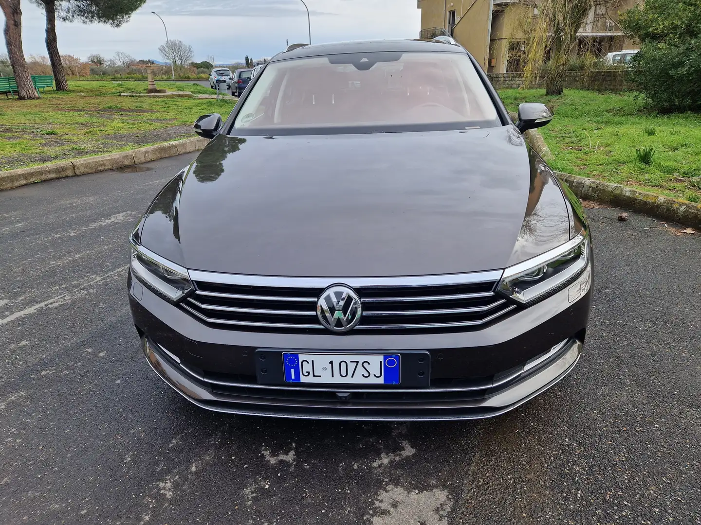 Volkswagen Passat Variant Passat Variant 2.0 tdi Highline 190cv dsg Marrone - 1