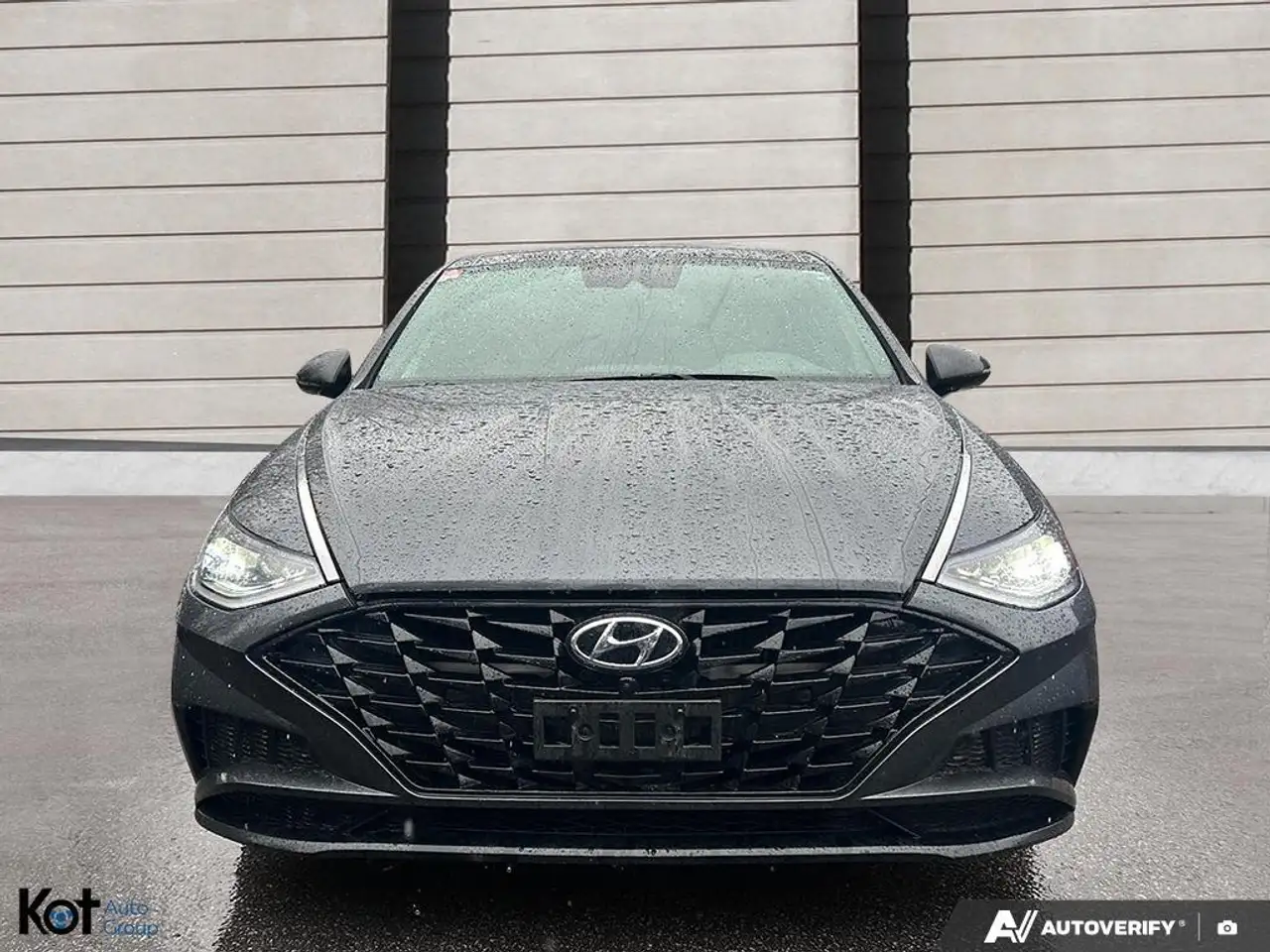 Hyundai SONATA снимка Hyundai SONATA